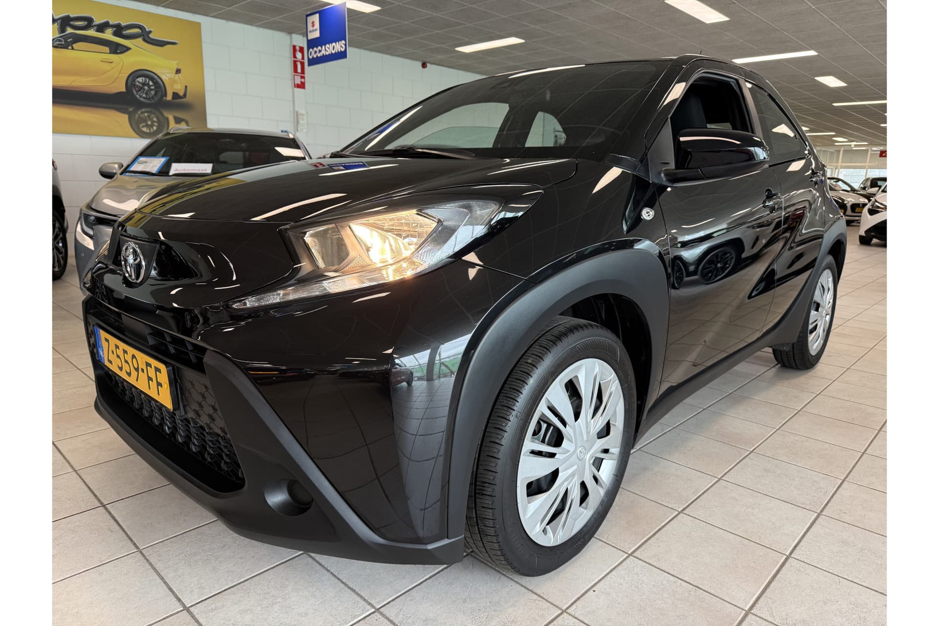 Toyota Aygo X 1.0 Vvt-I Mt Play thumbnail 3