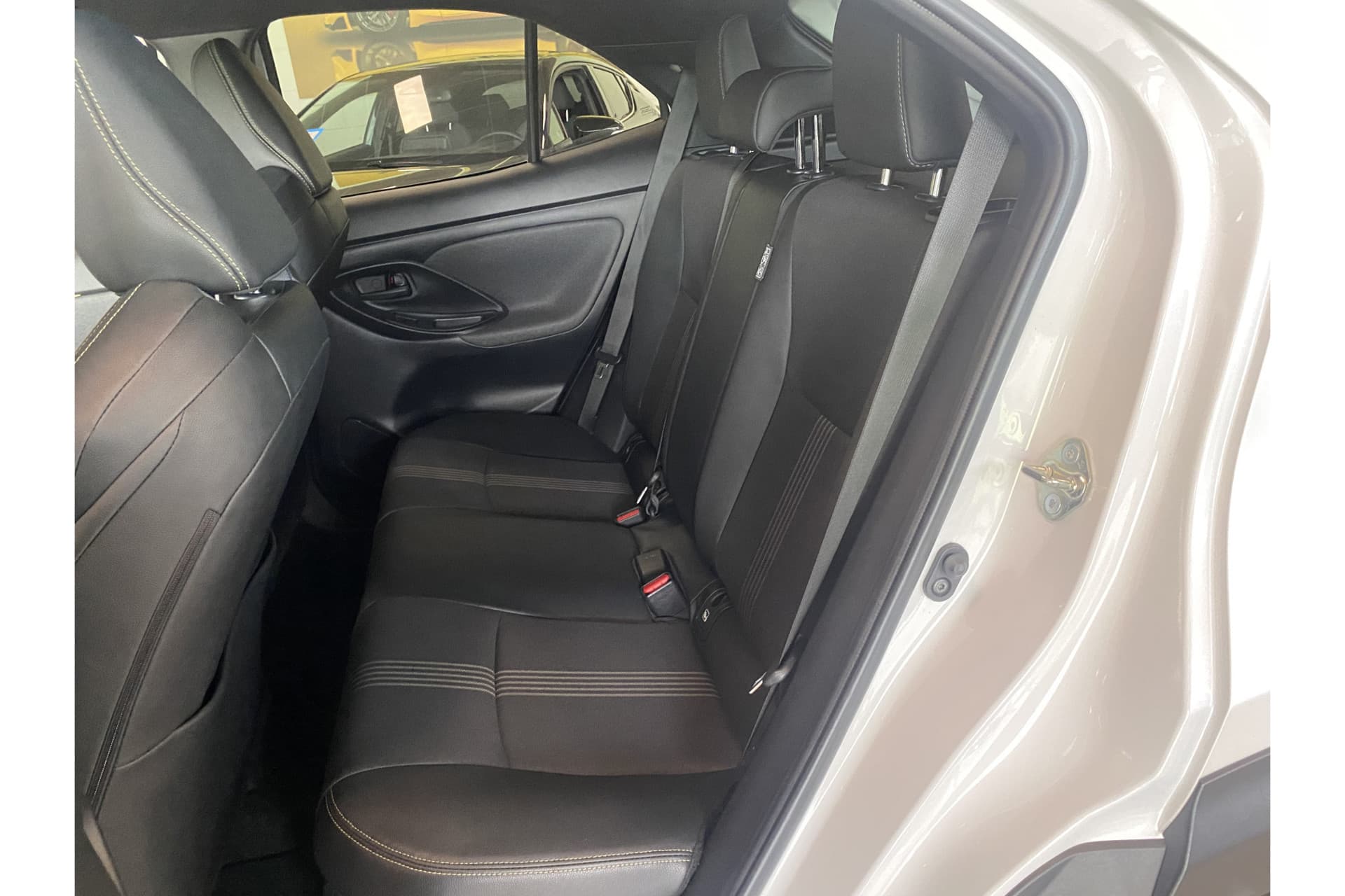 Toyota Yaris Cross 1.5 Hybrid Adventure Awd Limited Automaat 116Pk thumbnail 12