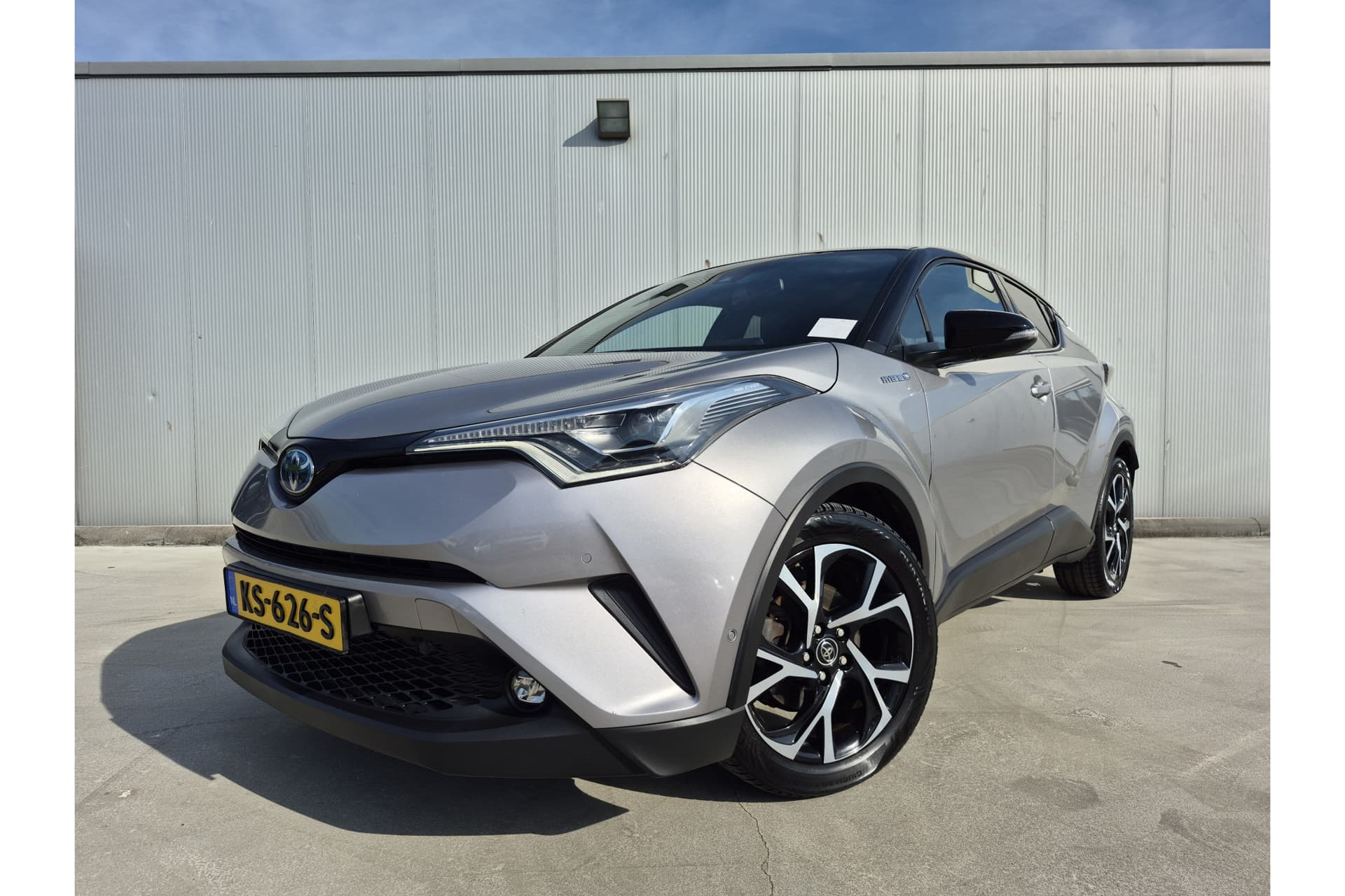 Toyota C-HR 1.8 Hybrid Bi-Tone Plus