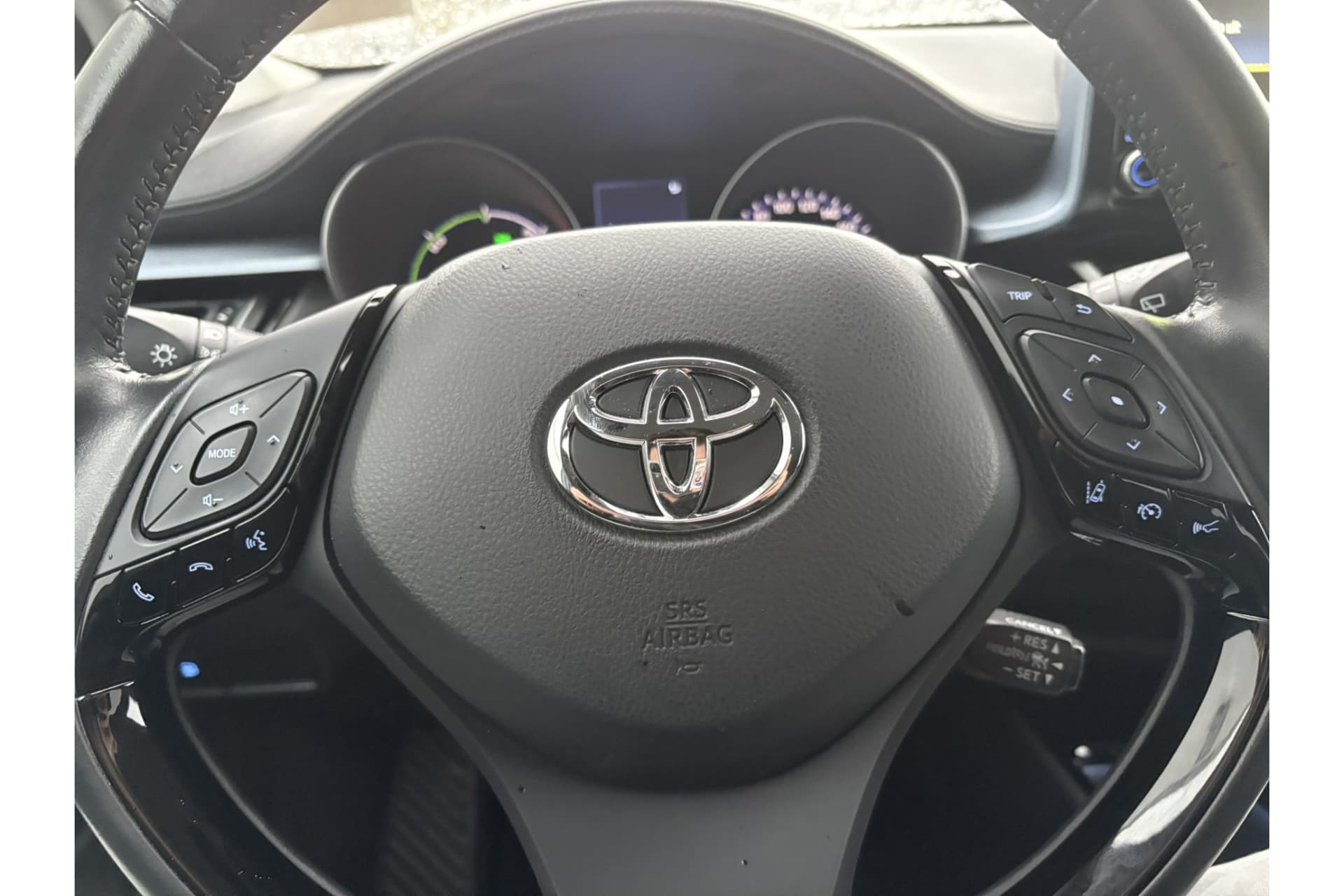 Toyota C-HR 1.8 Hybrid Style thumbnail 8