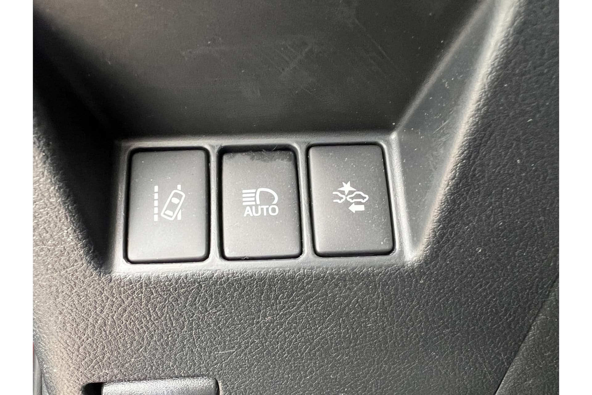 Toyota Yaris 1.5 Hybrid Executive thumbnail 10