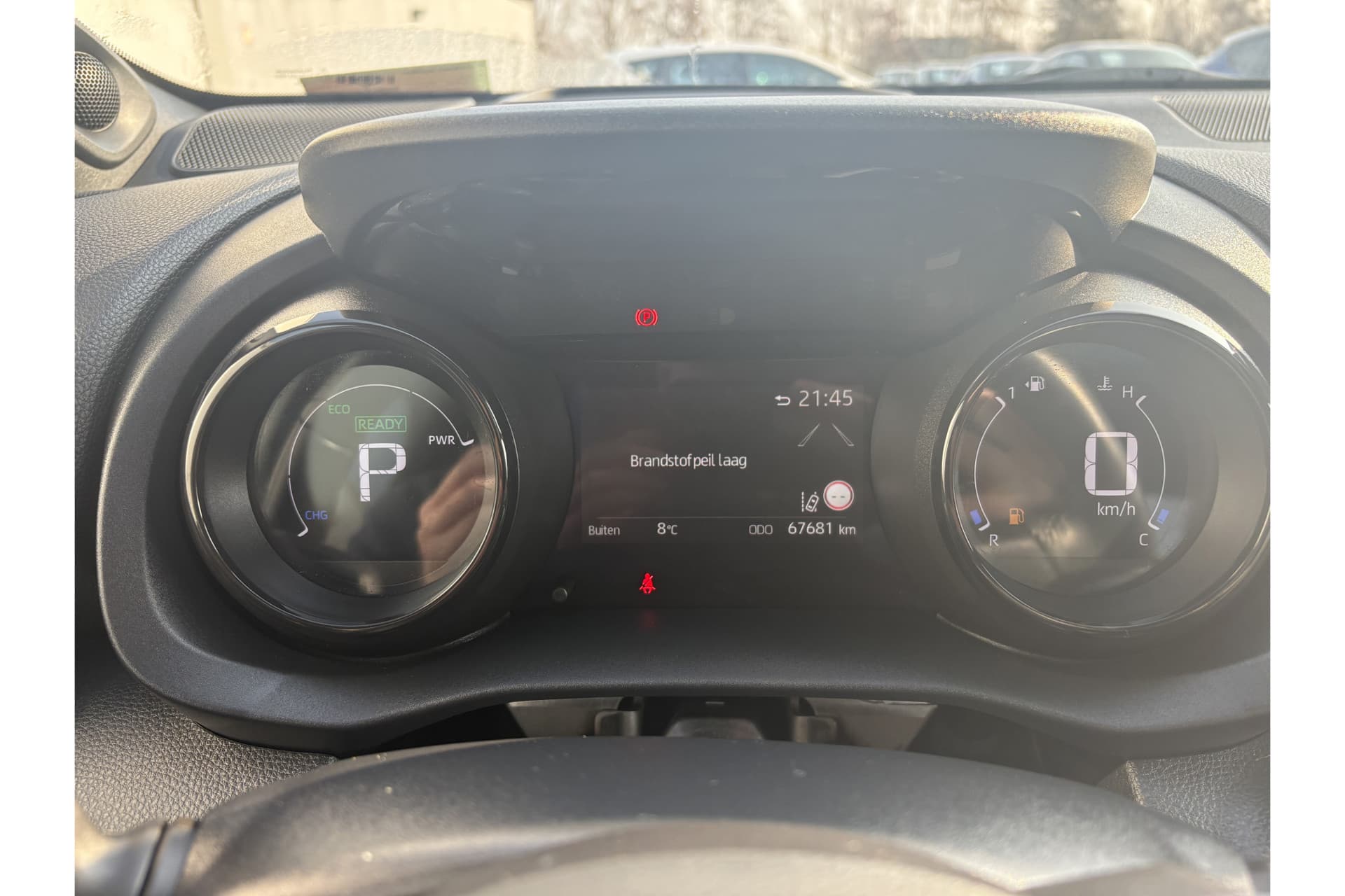 Toyota Yaris 1.5 Hybrid Executive thumbnail 4