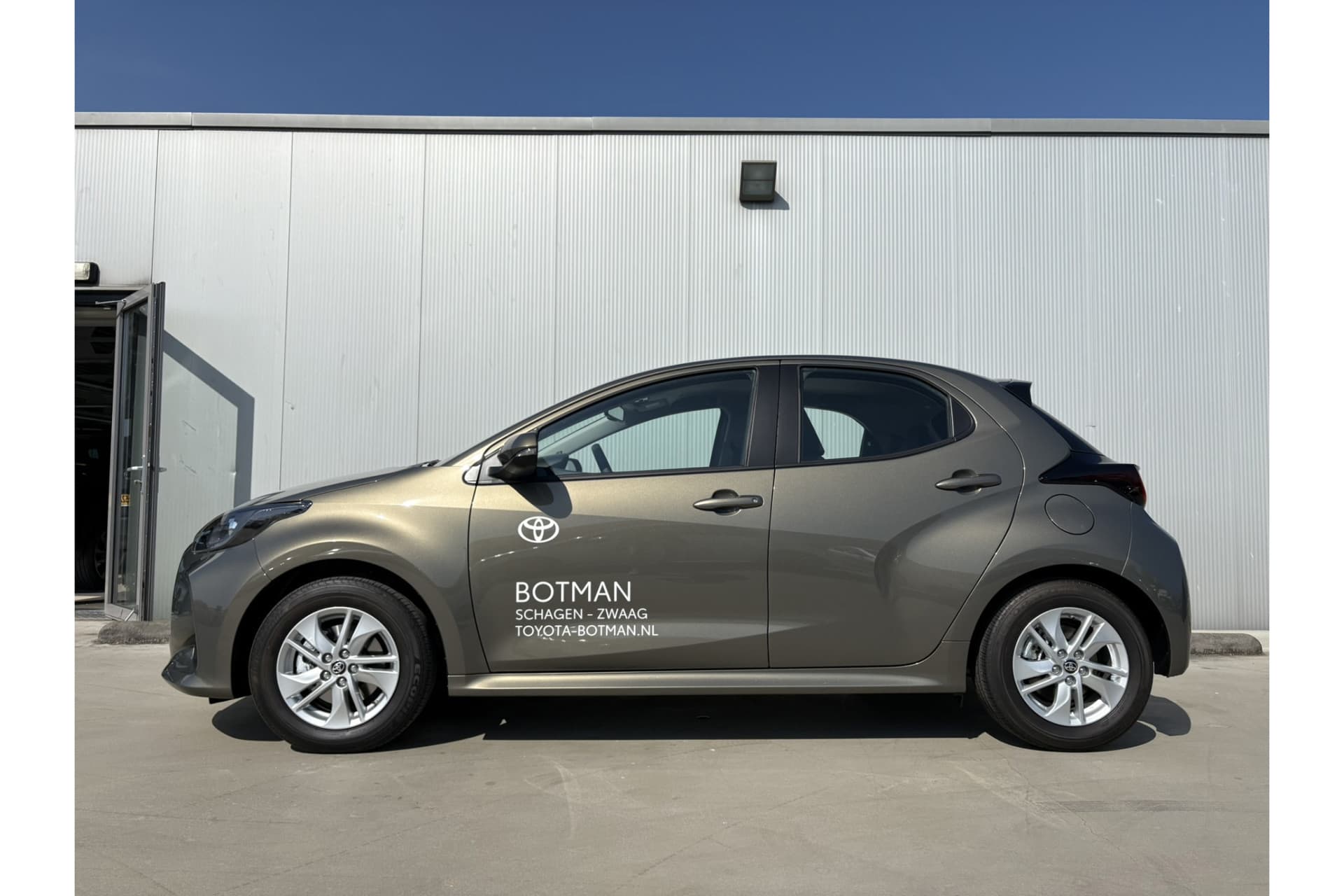 Toyota Yaris 1.5 Hybrid 115 Active Automaat thumbnail 3