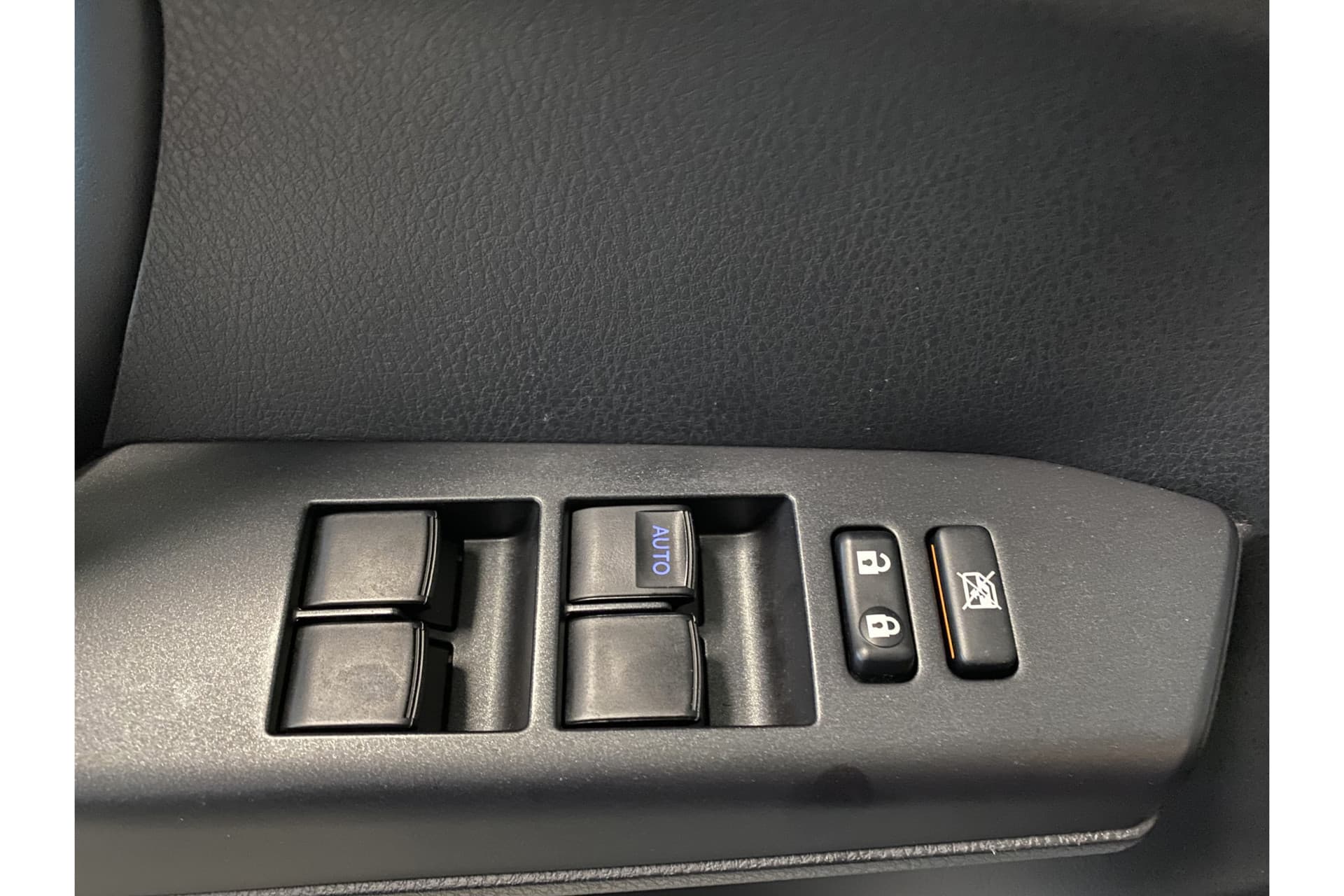 Toyota RAV4 2.5 Hybrid Dynamic thumbnail 24