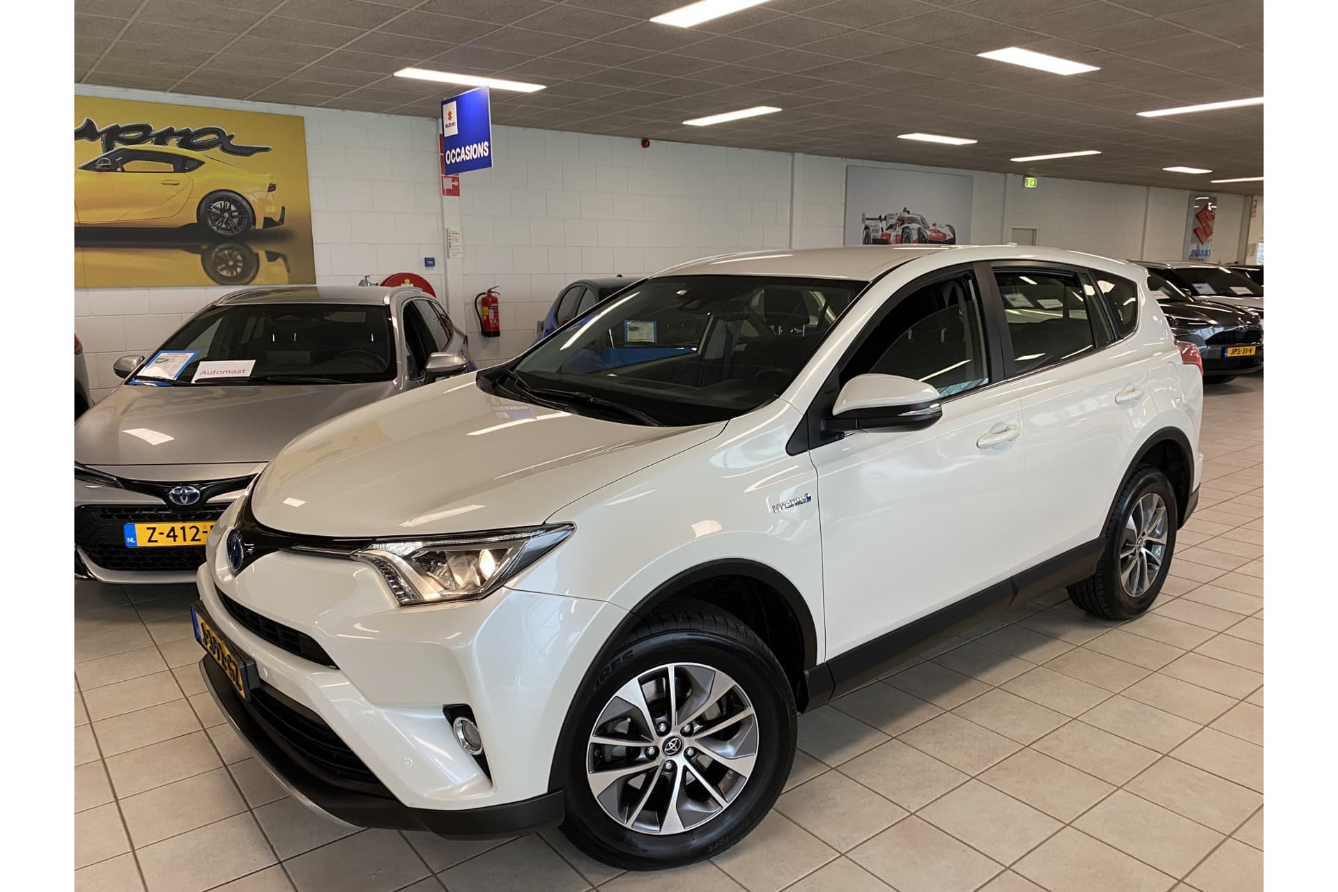 Toyota RAV4 2.5 Hybrid Dynamic thumbnail 3