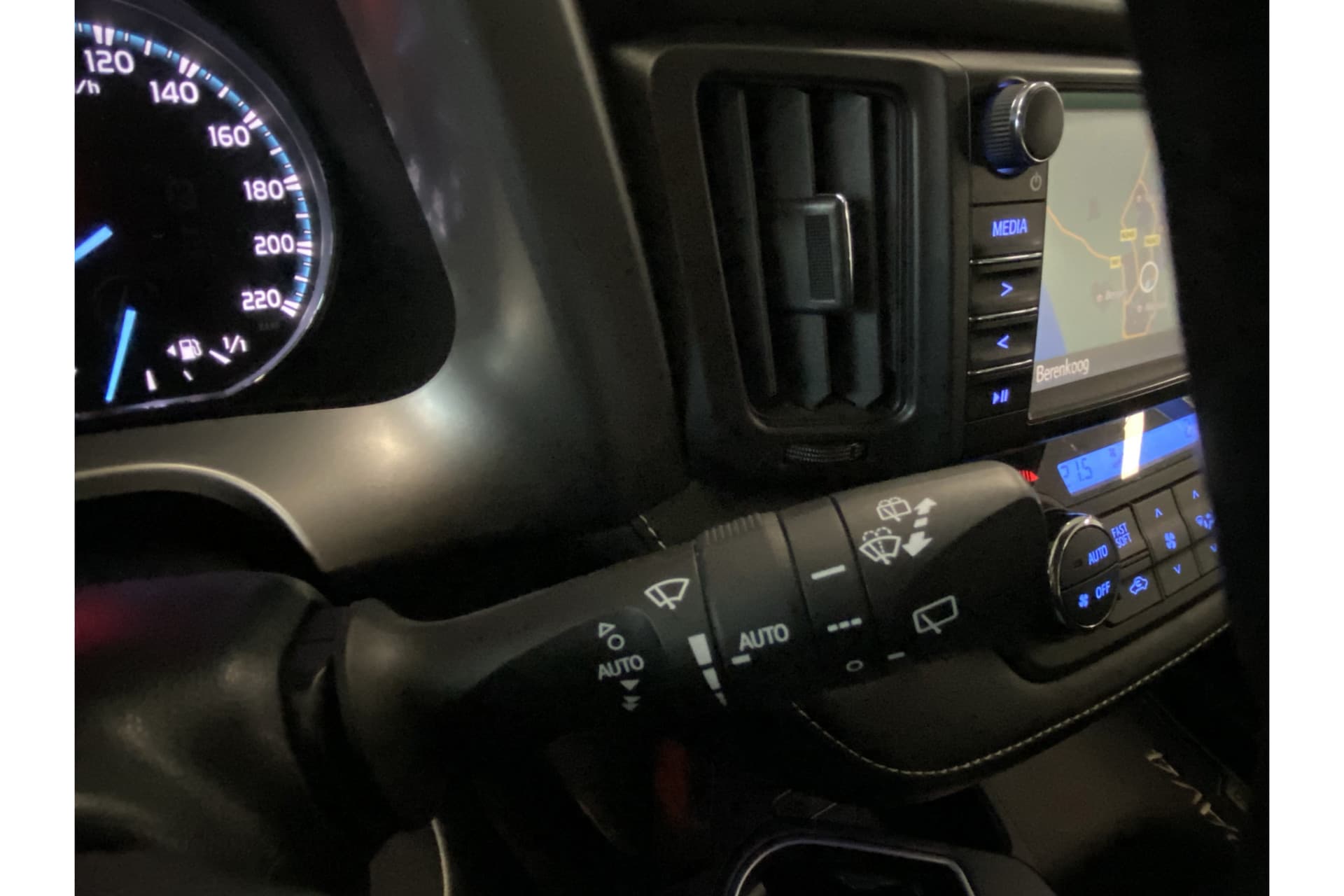 Toyota RAV4 2.5 Hybrid Dynamic thumbnail 30