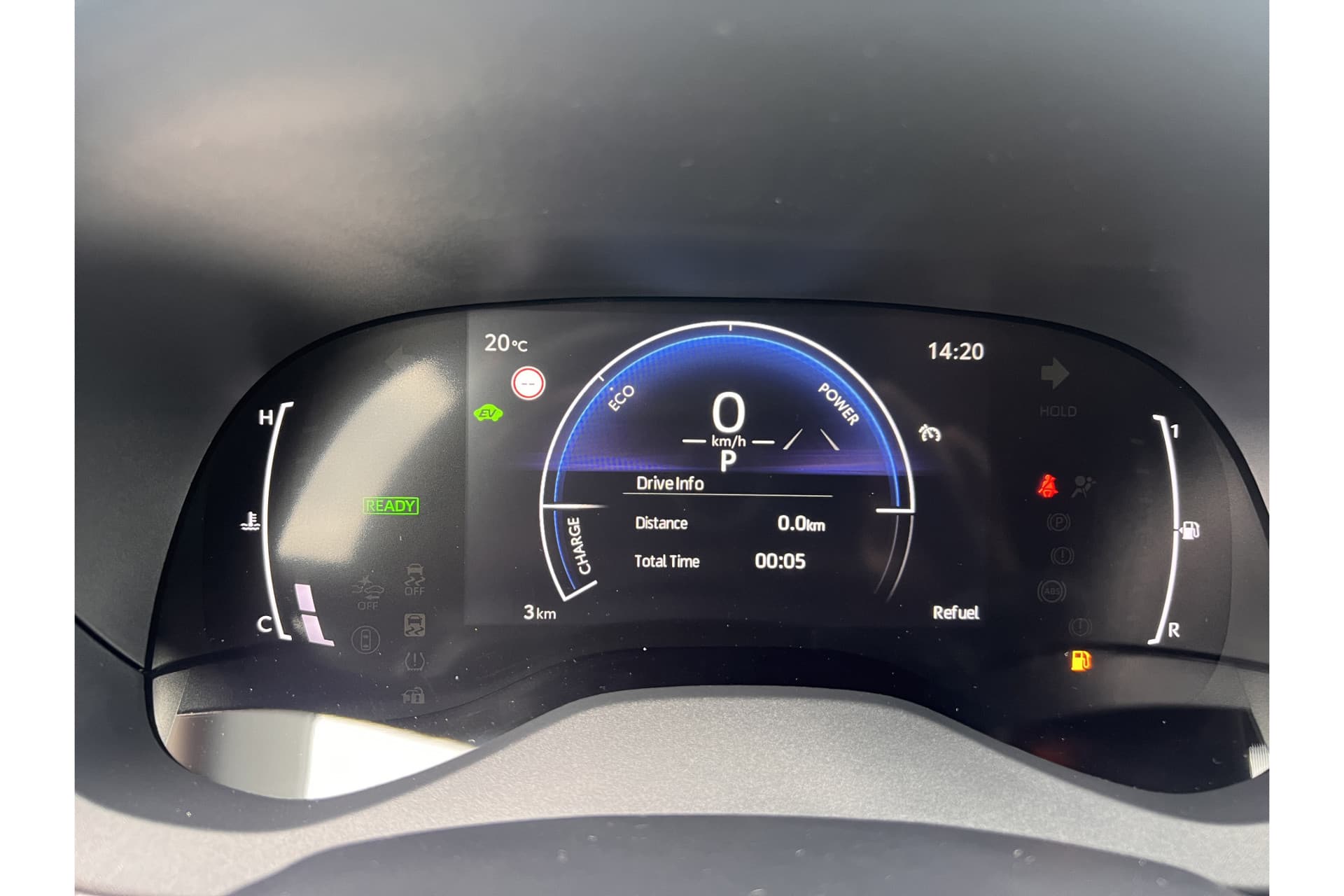 Toyota Yaris 1.5 Hybrid 115 Dynamic thumbnail 2