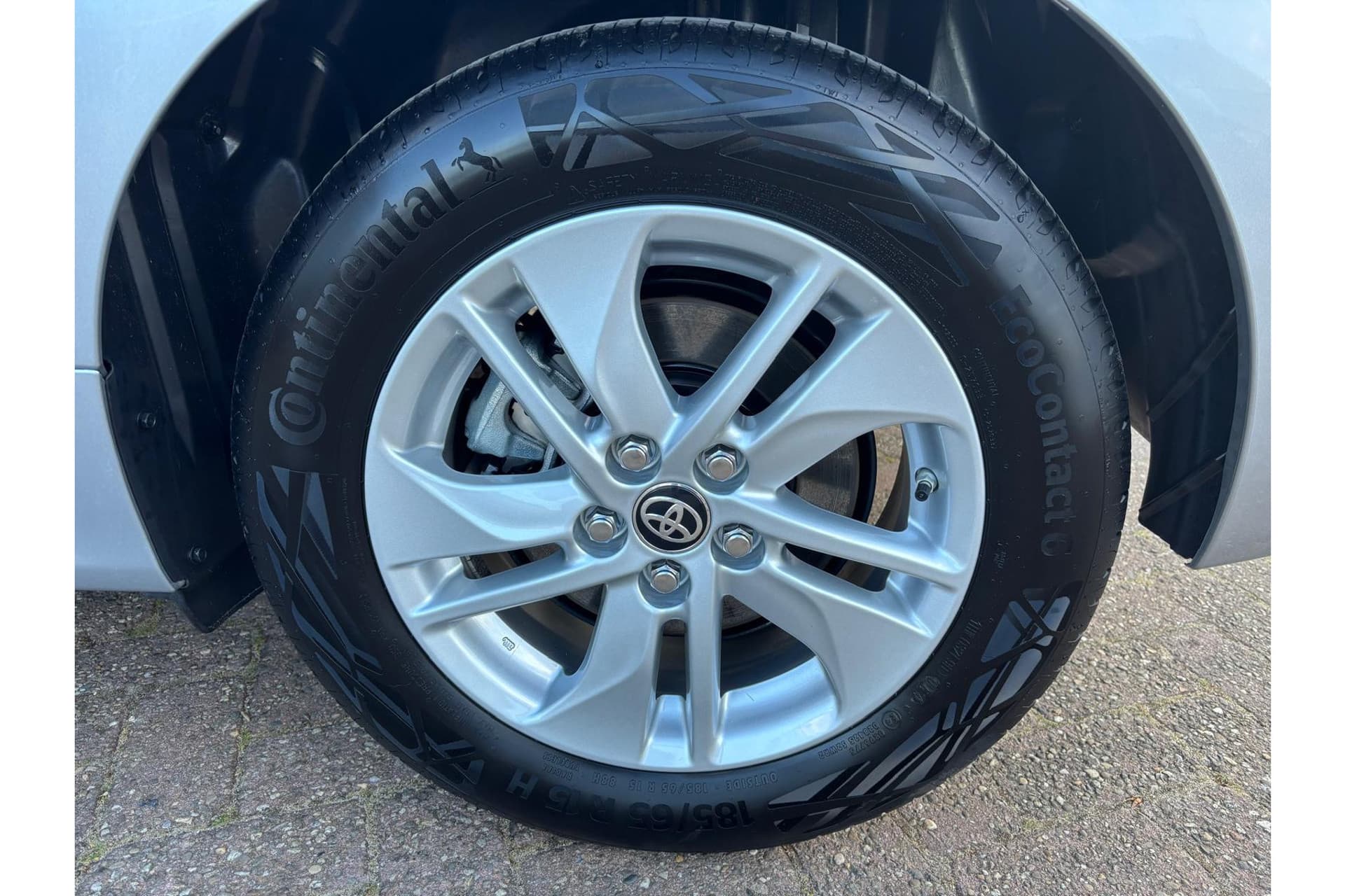 Toyota Yaris 1.5 Hybrid 115 Active thumbnail 12