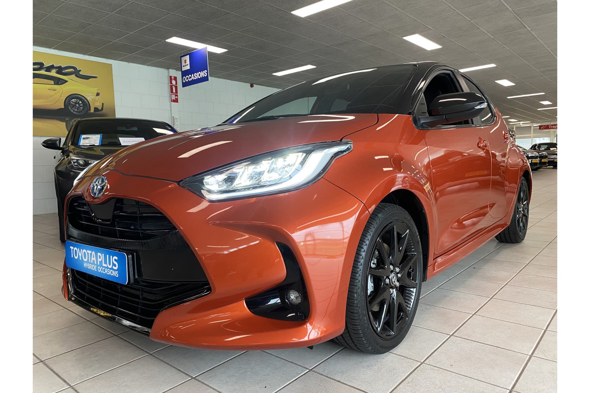 Toyota Yaris 1.5 Hybrid Executive thumbnail 16