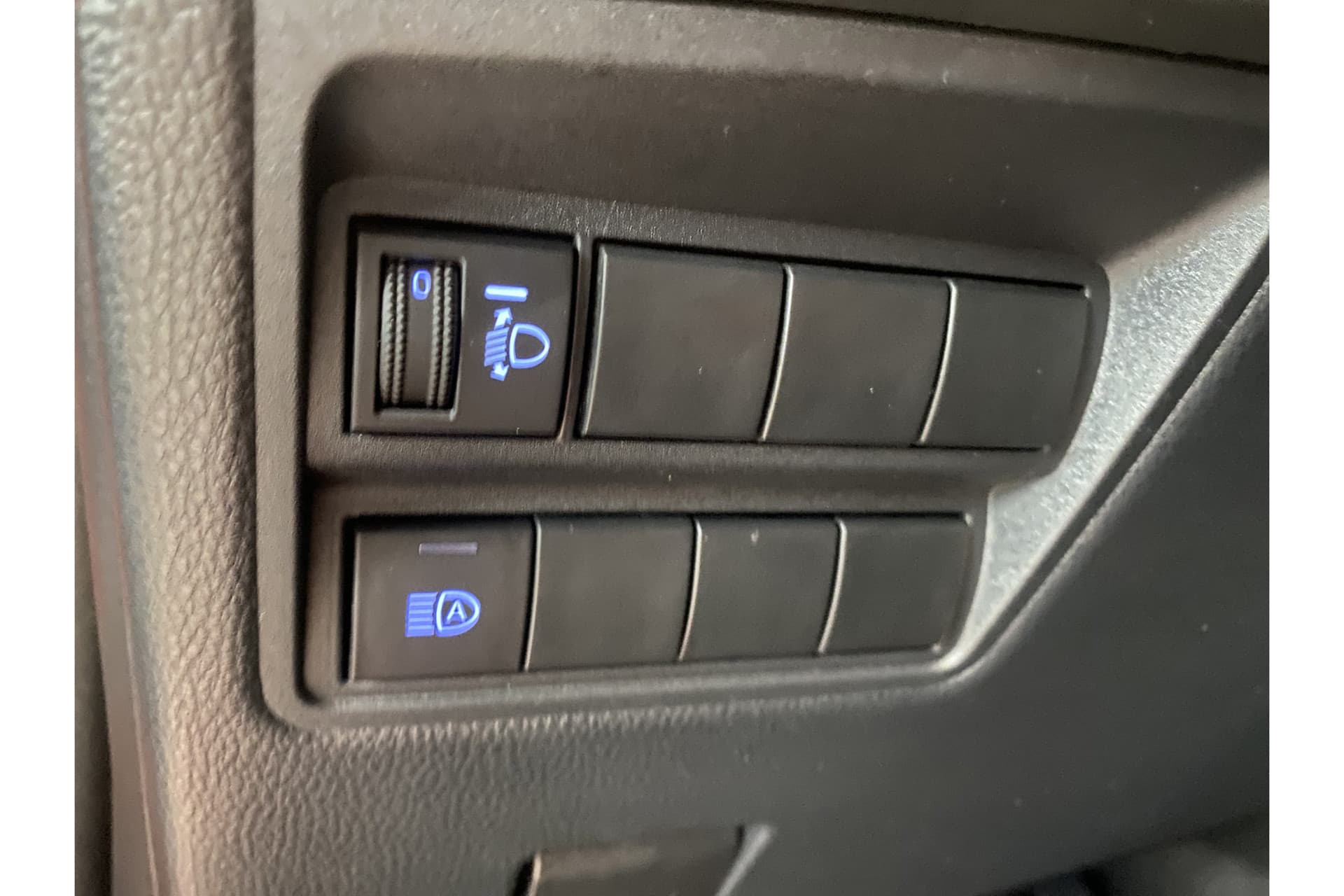 Toyota Yaris 1.5 Hybrid Executive thumbnail 22