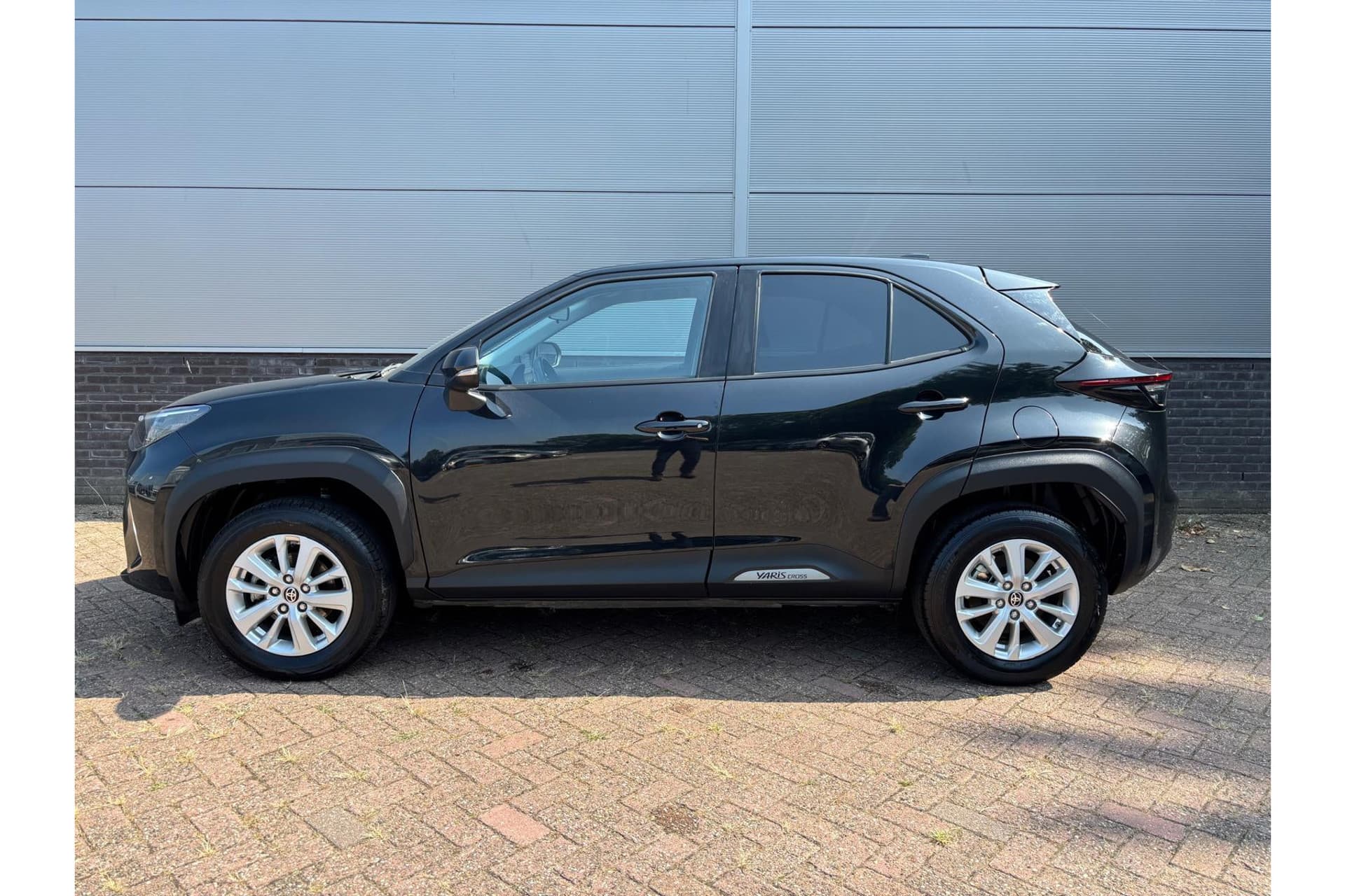 Toyota Yaris Cross 1.5 Hybrid Active Limited Parkeersensoren Navigatie thumbnail 19