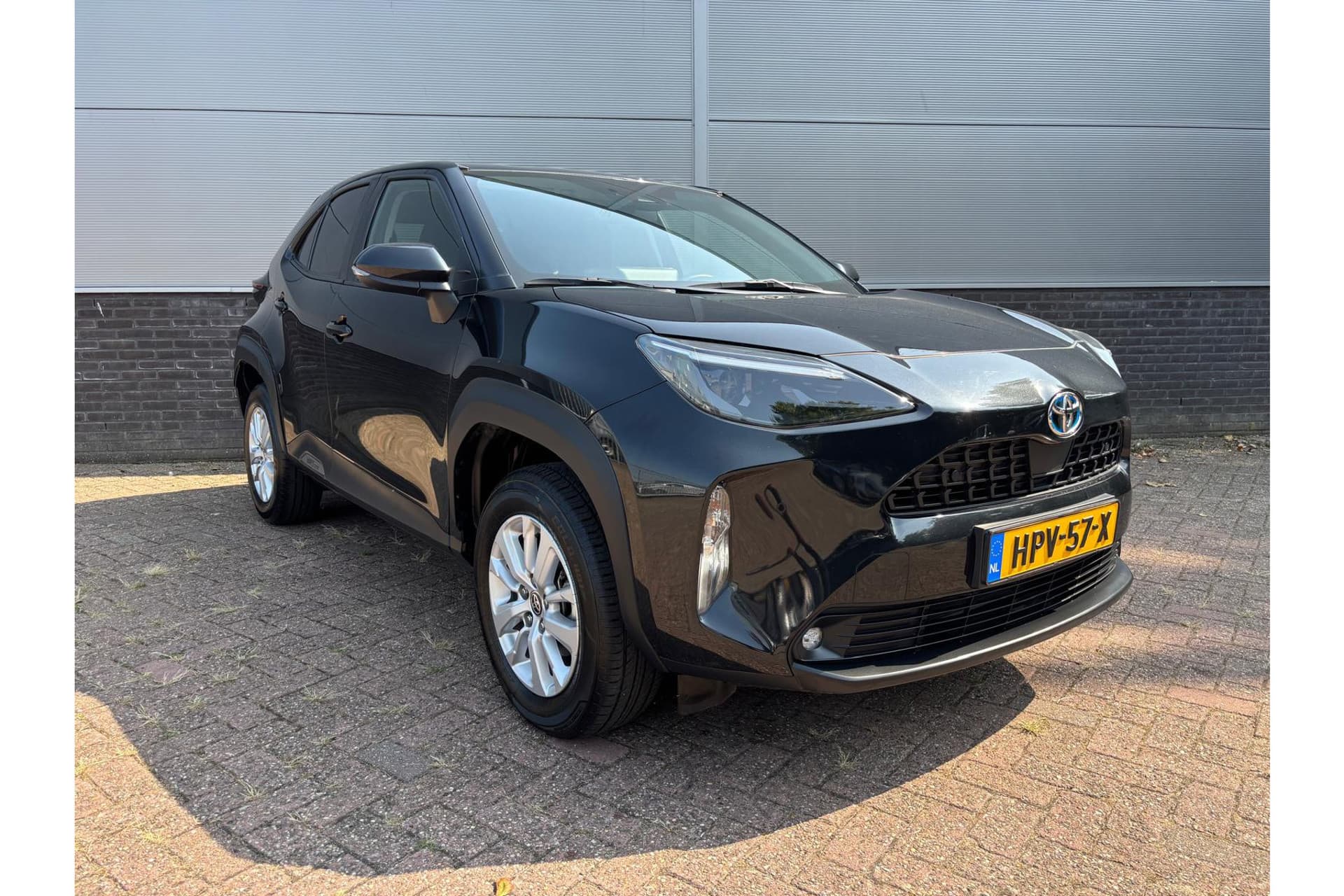 Toyota Yaris Cross 1.5 Hybrid Active Limited Parkeersensoren Navigatie thumbnail 9