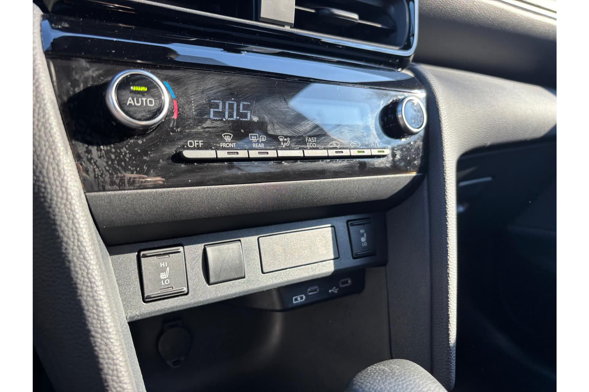 Toyota Yaris Cross 1.5 Hybrid 115 Dynamic thumbnail 13