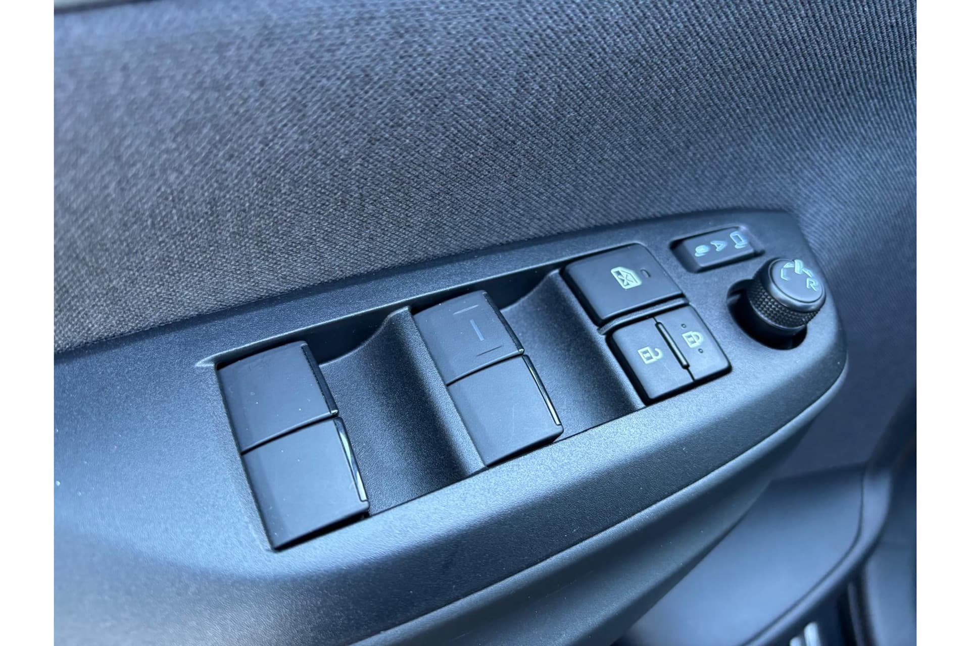 Toyota Yaris Cross 1.5 Hybrid 115 Dynamic thumbnail 17