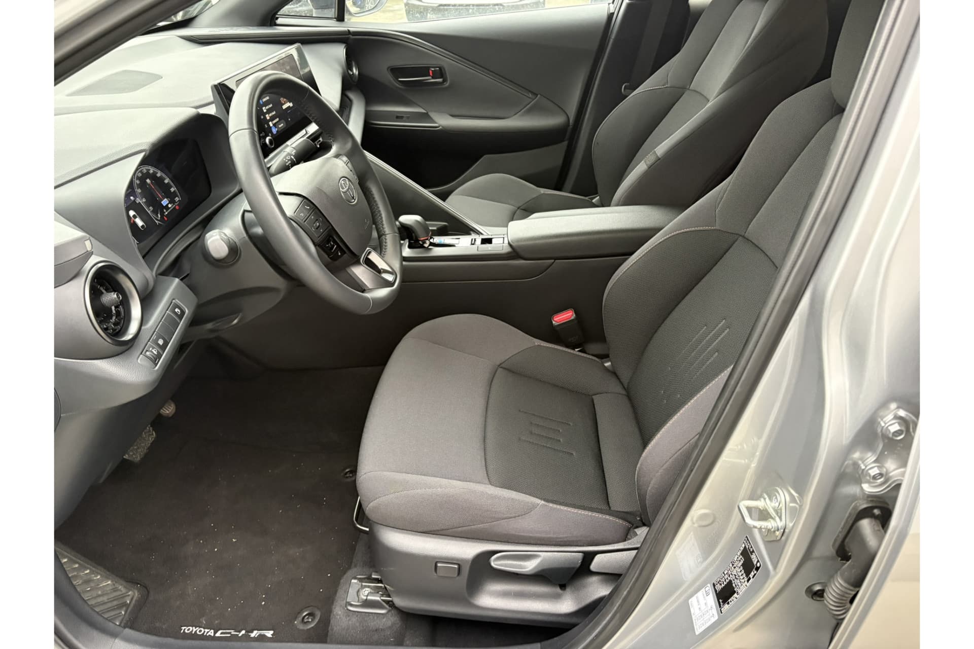 Toyota C-HR 1.8 Hybrid 140 Dynamic thumbnail 13