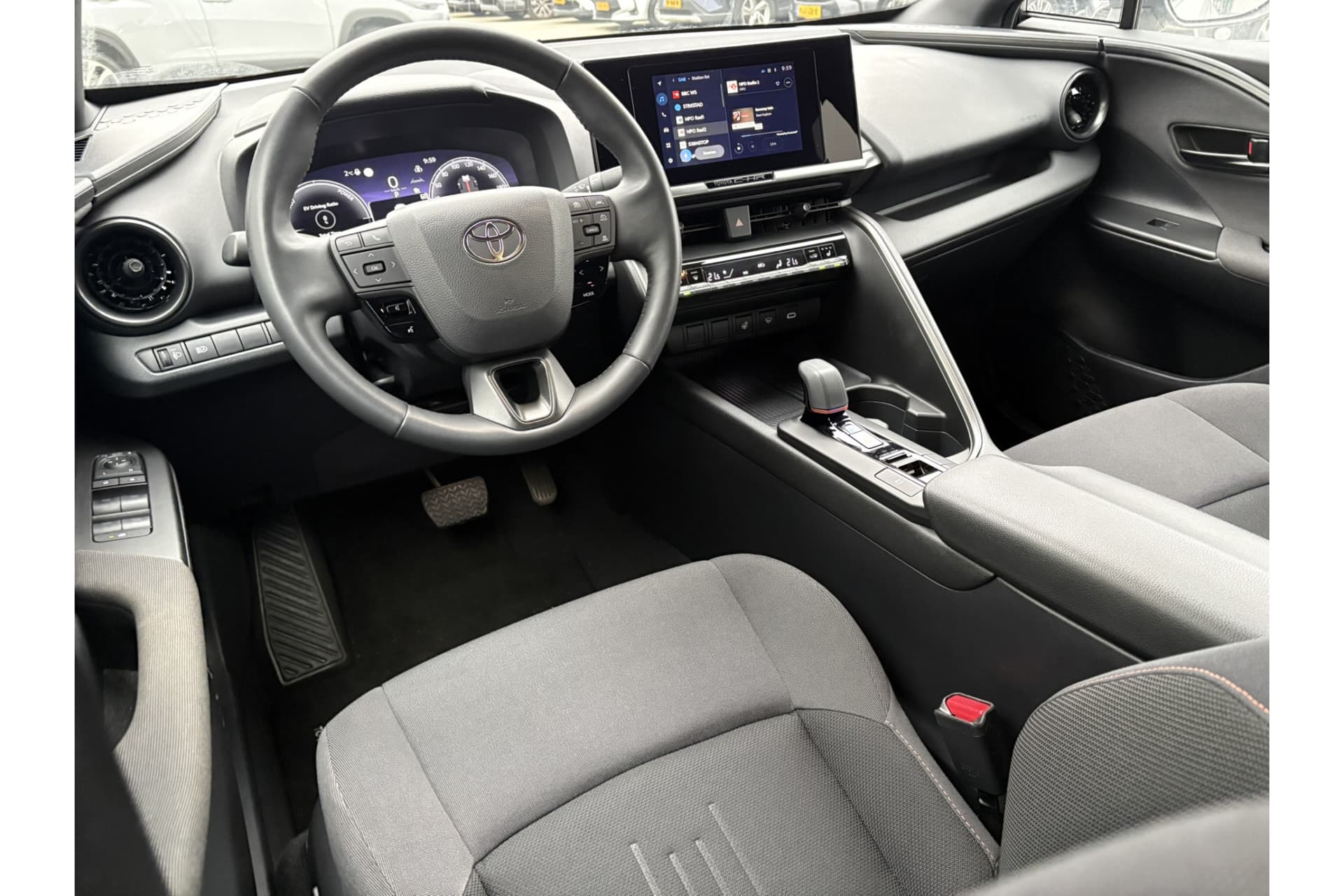 Toyota C-HR 1.8 Hybrid 140 Dynamic thumbnail 15