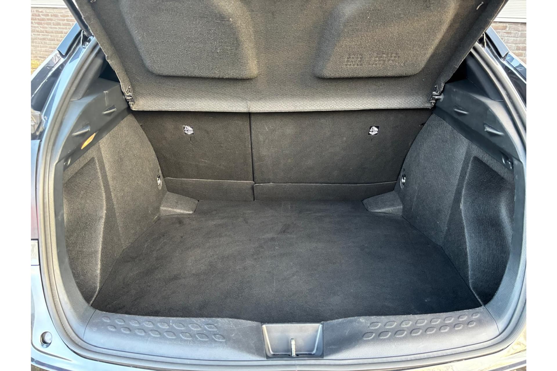 Toyota C-HR 1.8 Hybrid Executive Limited Zeer Compleet ! thumbnail 8