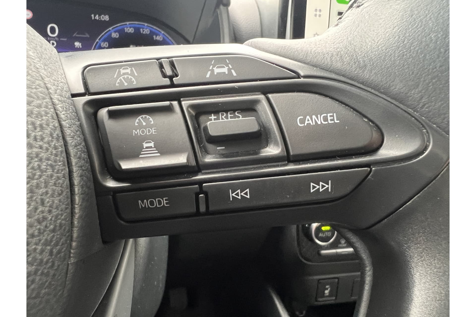 Toyota Yaris 1.5 Hybrid 130 Executive Automaat thumbnail 11