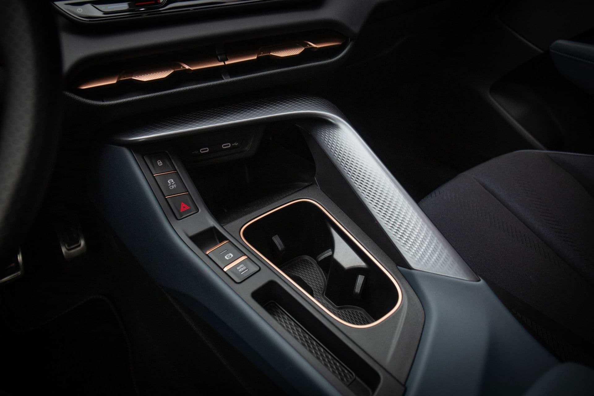 CUPRA Terramar 1.5 eTSI Business , Adaptive cruise, Carplay, Stuur/stoelverwarming, thumbnail 17