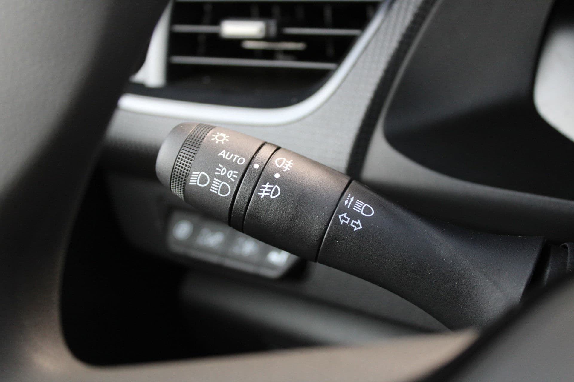 Renault Kangoo E-Tech Advance L2 44 kWh 123pk - Trekhaak - Stoelverwarming - PDC - Navi - Betimmering - LED - DAB - Cruise - Rijklaar thumbnail 12