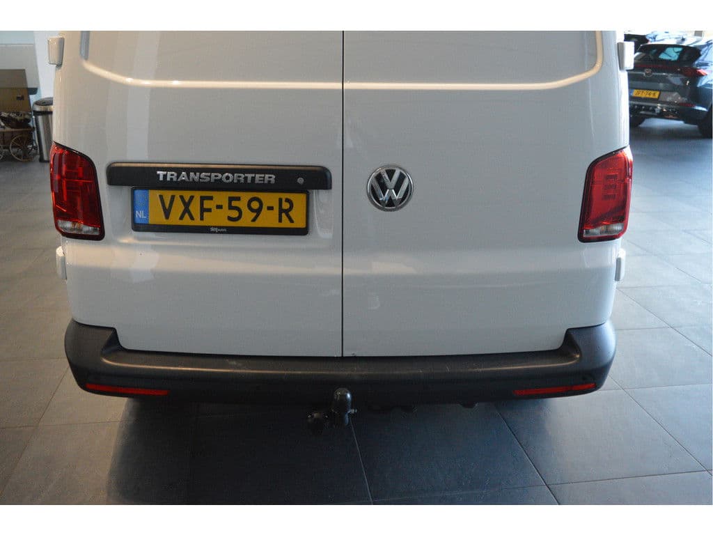 Volkswagen Transporter 2.0 TDI L2H1 airco cruise navi trekhaak pdc 150 pk !! thumbnail 7