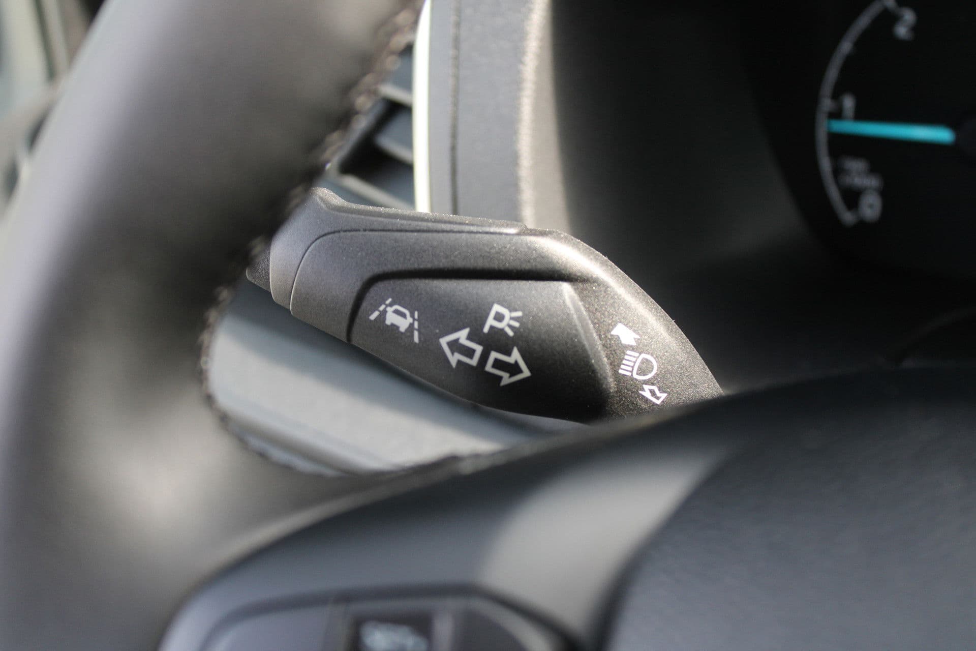 Ford Transit 350 2.0 TDCI L3H2 Trend 130pk Trend - Carplay - Android - 360 Camera - Climate - Cruise - Parkeersensoren - Rijklaar thumbnail 18