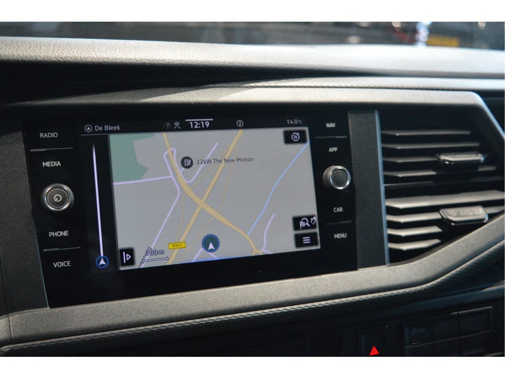 Volkswagen Transporter 2.0 TDI L2H1 airco navi cruise pdc trekhaak 150 pk !! thumbnail 22