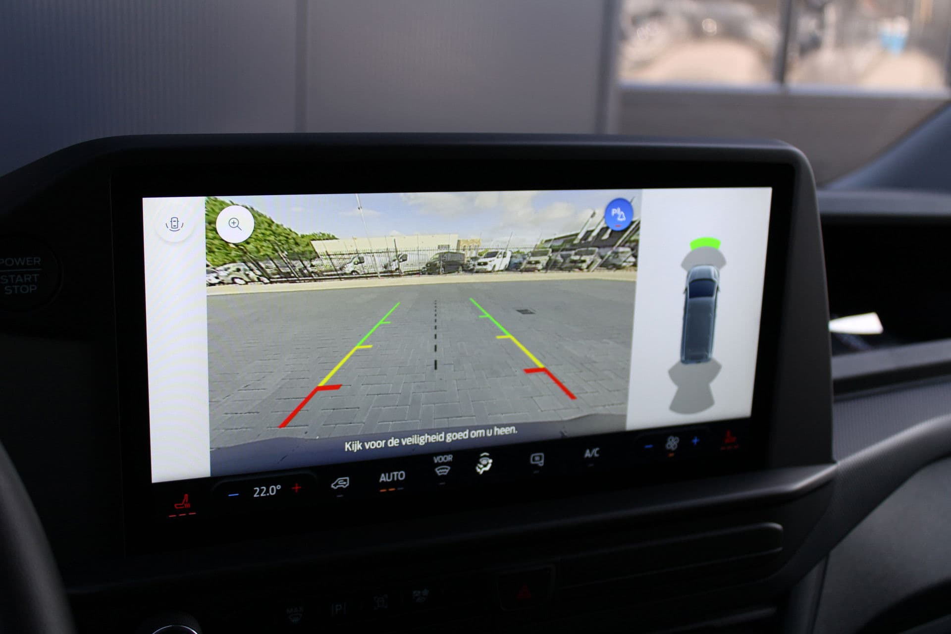 Ford Transit Custom 320 2.0 TDCI L2H1 Trend 136pk - 2x Schuifdeur - Carplay - Android - Camera - Trekhaak - Stoelverwarming -70l tank - Rijklaar thumbnail 19