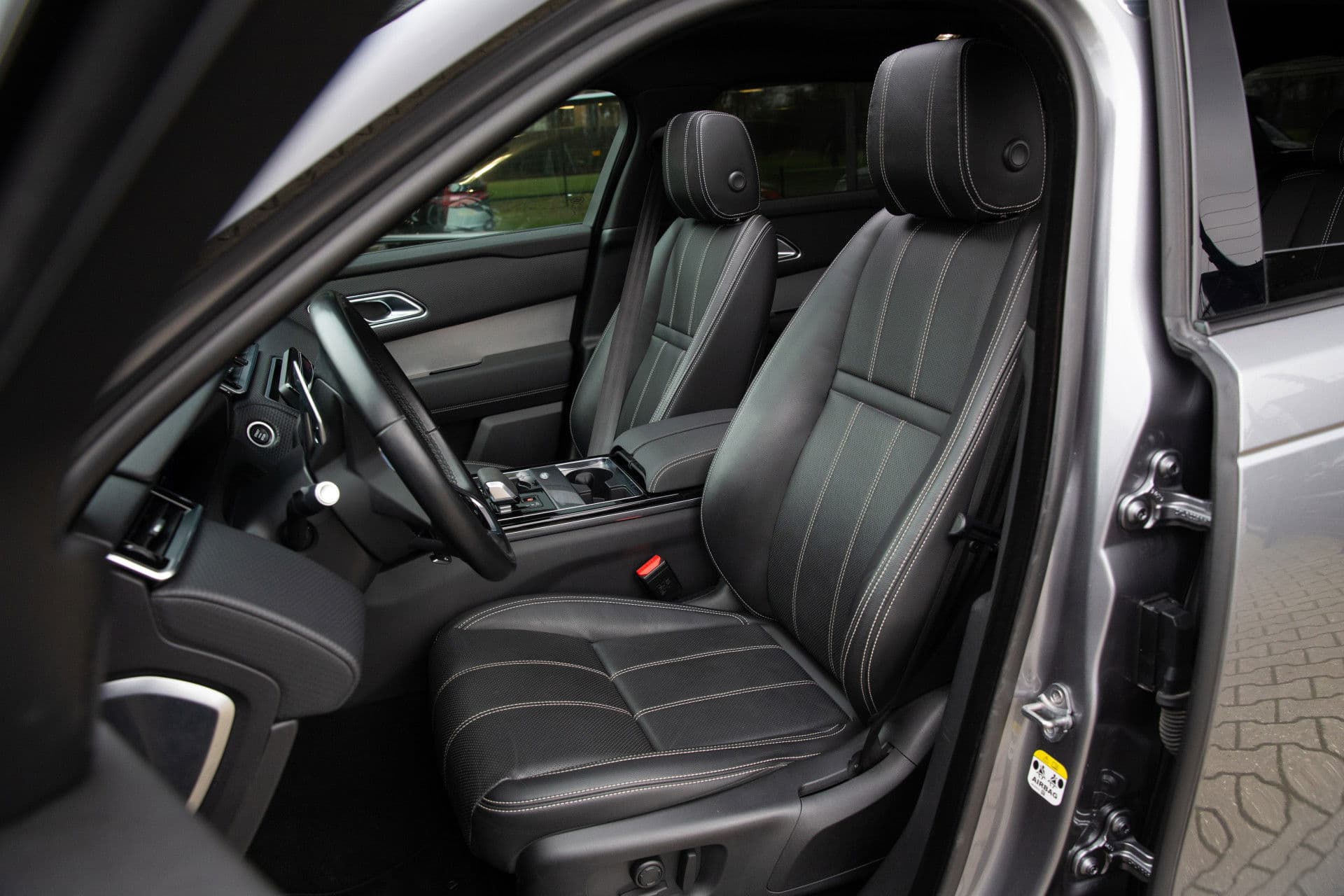 Land Rover Range Rover Velar 2.0 P400e R-Dynamic , Panoramadak, Meridian, Leer, thumbnail 3