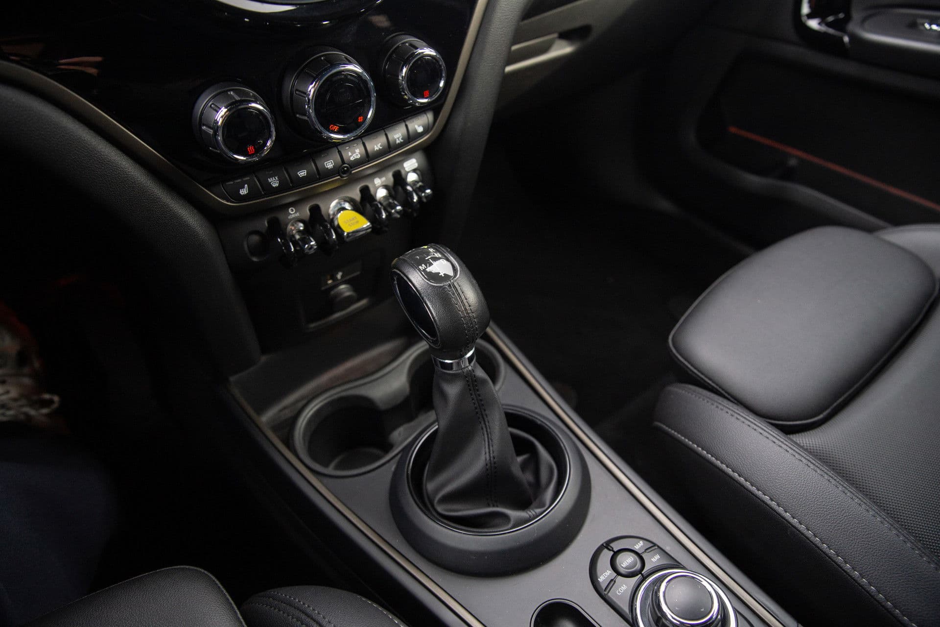 MINI Countryman 1.5 Cooper S E ALL4 Chili , Adap. cruise, Head-up display, Carplay, thumbnail 6