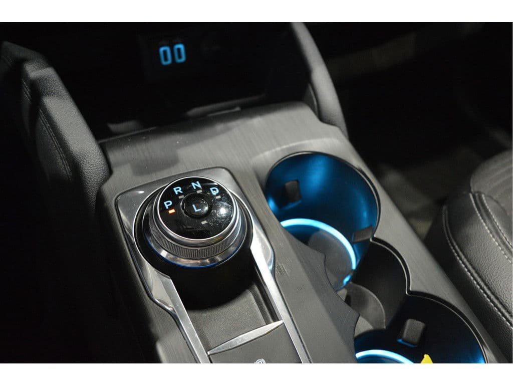 Ford Kuga 2.5 PHEV Titanium X navi pano head up trekhaak 18 inch !! thumbnail 29