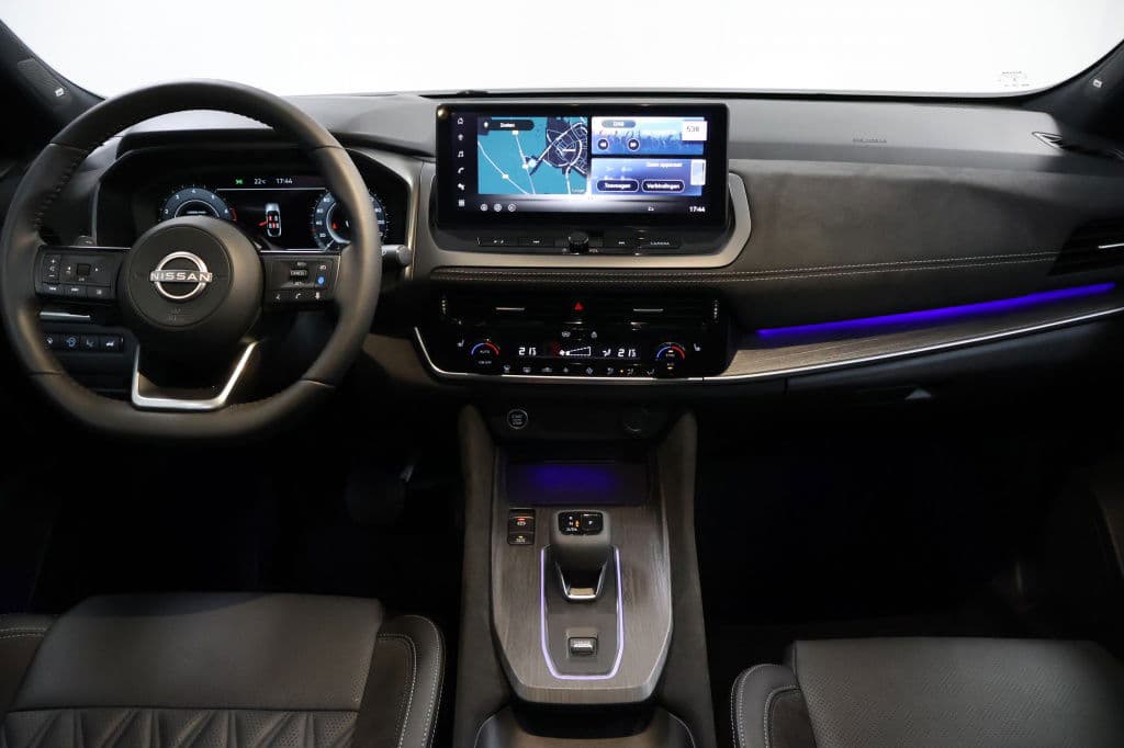 Nissan QASHQAI 1.3 MHEV X Tekna + | Pano | HUD thumbnail 6