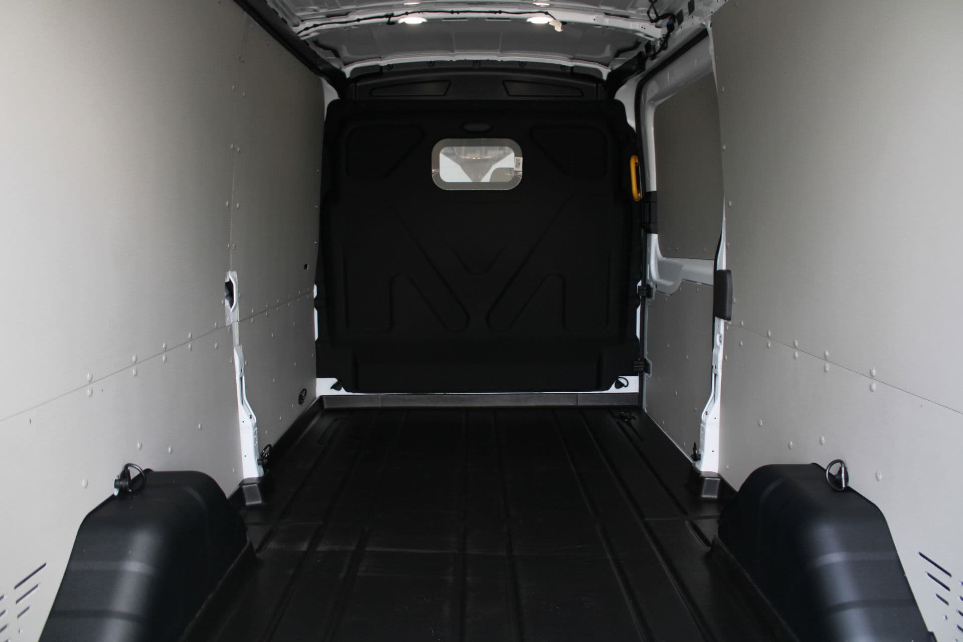 Ford Transit 350 2.0 TDCI L3H2 Trend 130pk Trend - Facelift - Xenon - Carplay - Android - Camera - Airbag Passagier - Rijklaar thumbnail 10