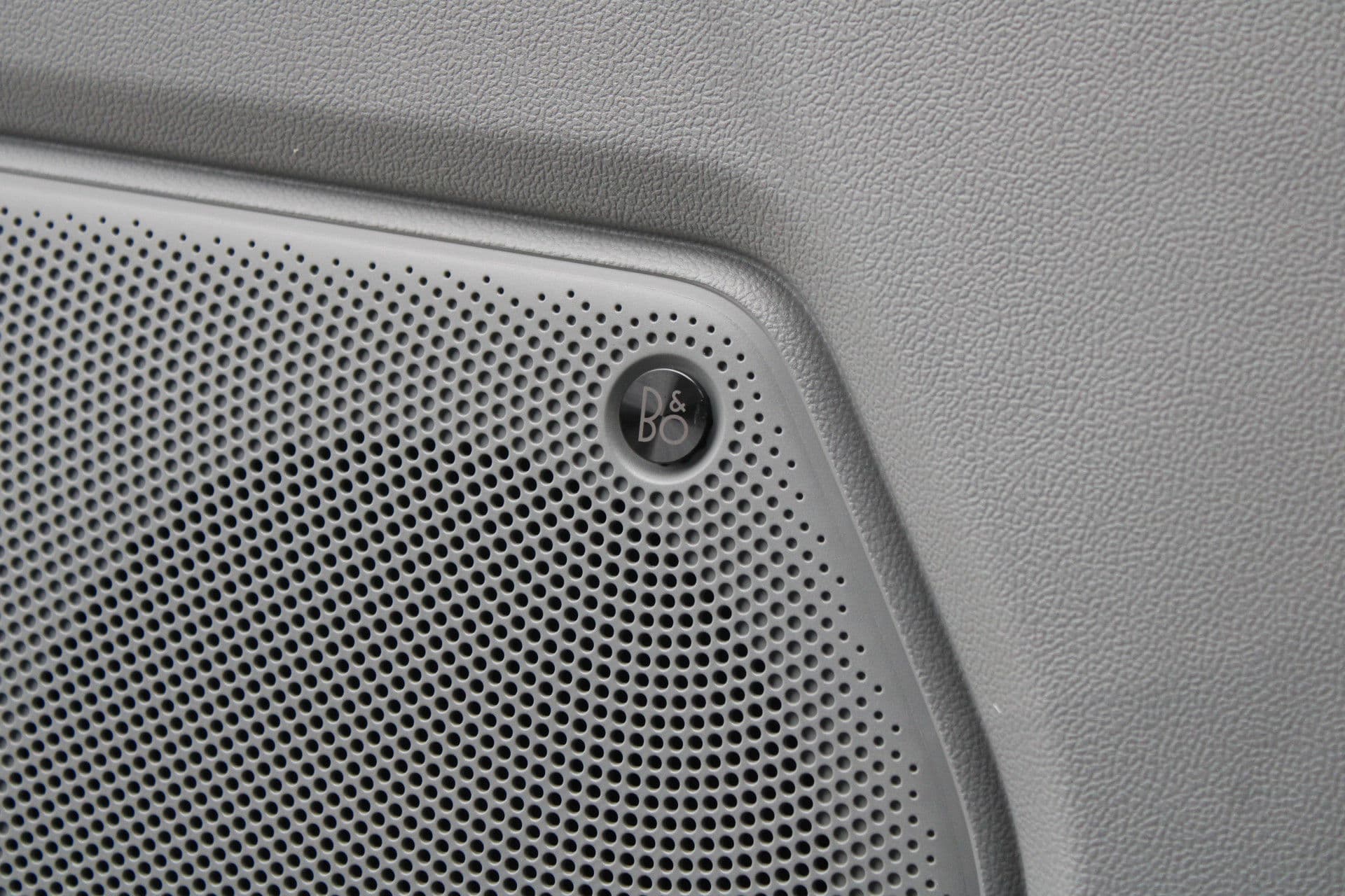 Ford E-Transit Custom 340 L2H1 Limited 65 kWh 218pk - 2x Schuif - LED - 360 Camera - B&O - ACC - Navi - Stoel/Stuurverwarming - Rijklaar thumbnail 21