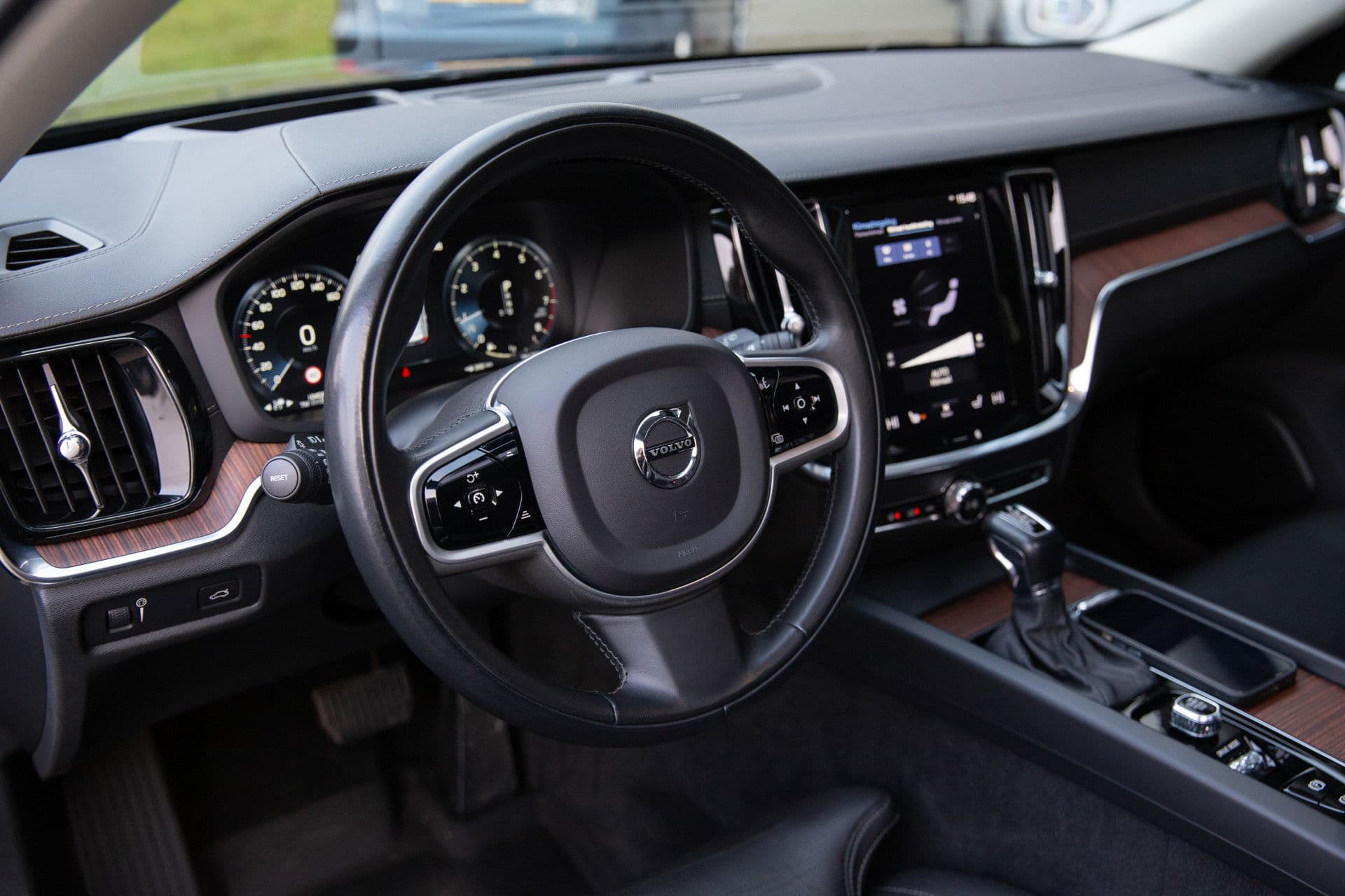 Volvo V60 Cross Country 2.0 T5 AWD Pro , Panoramadak, Harman/Kardon, Adap. cruise, thumbnail 5