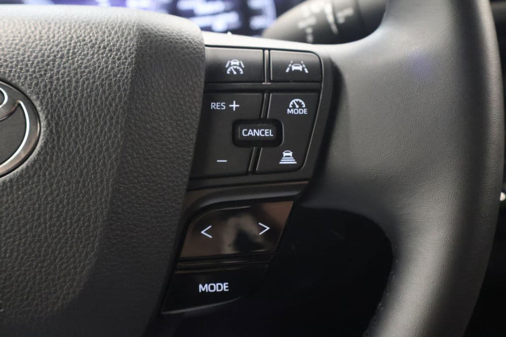 Toyota C-HR 1.8 Hybrid 140 Dynamic | Elektrische achterklep | Winter Pack thumbnail 13