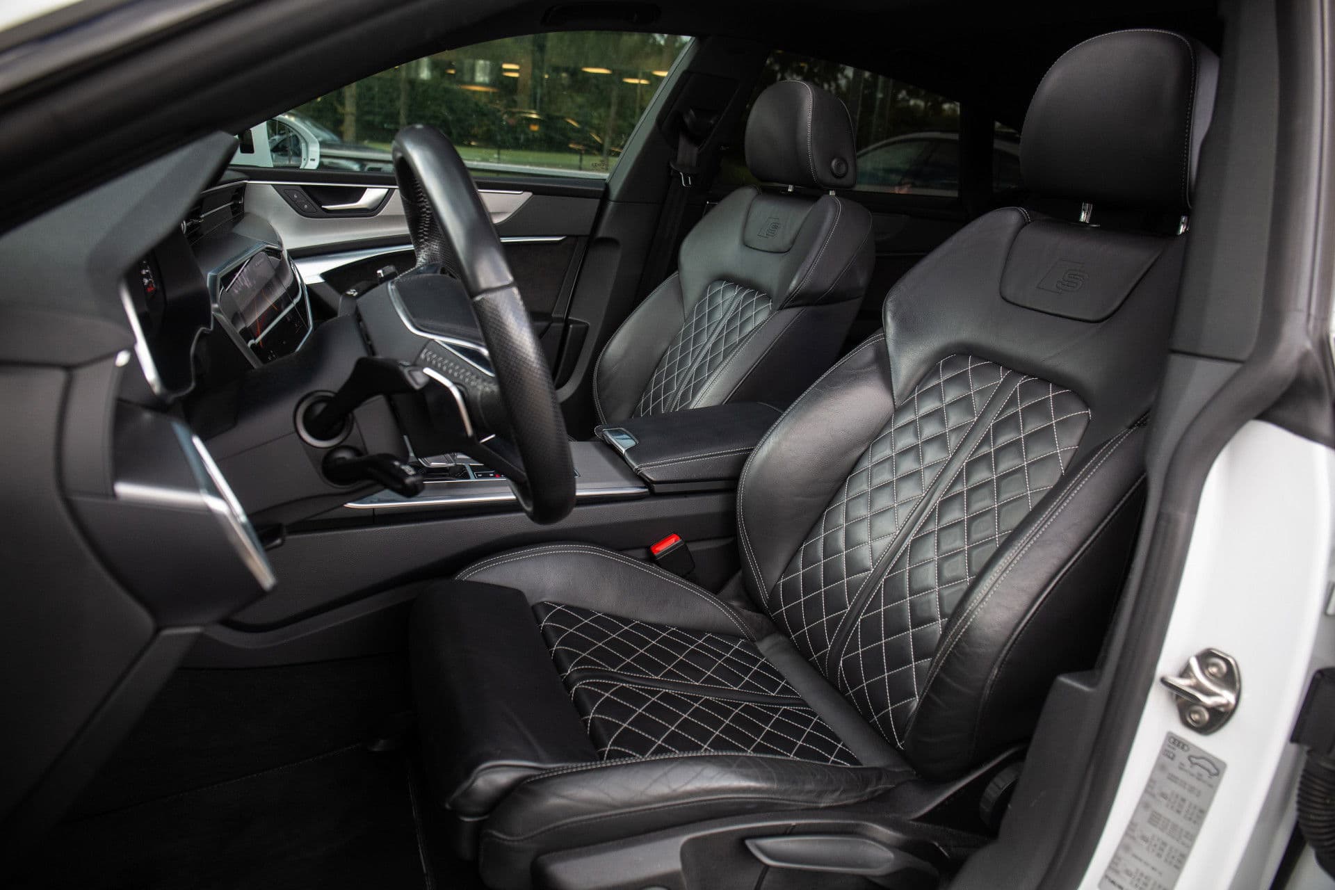 Audi A7 Sportback 55 TFSI quattro S Edition , 3D-camera, S-line, Panoramadak, Ruitstiksel thumbnail 6