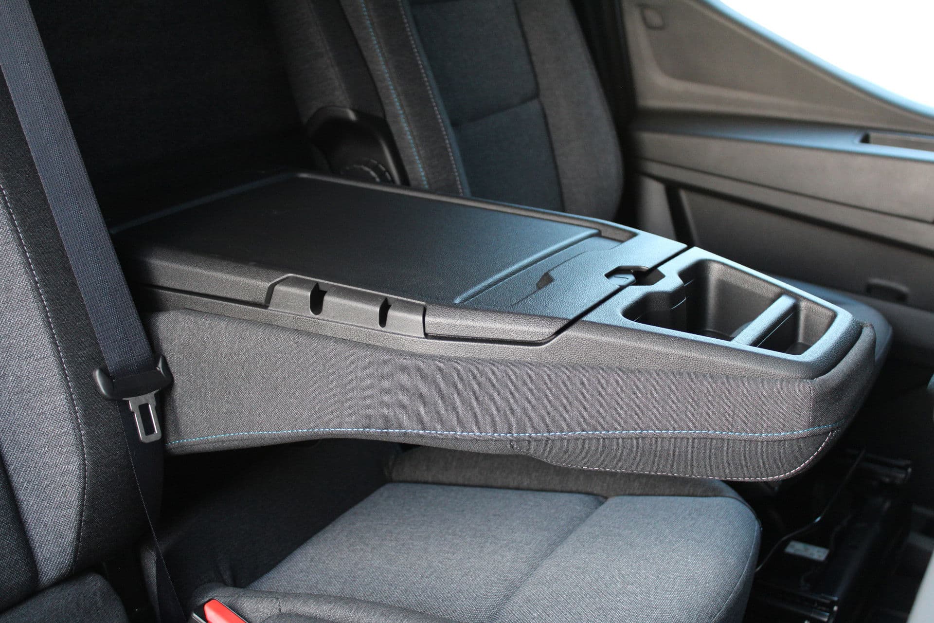 Renault Master T35 2.0 dCi 170pk L2H2 Extra - 2x Schuifdeur - Navigatie - Blind Spot - Camera - Stoelverwarming - Verwarmde voorruit - Rijklaar thumbnail 49