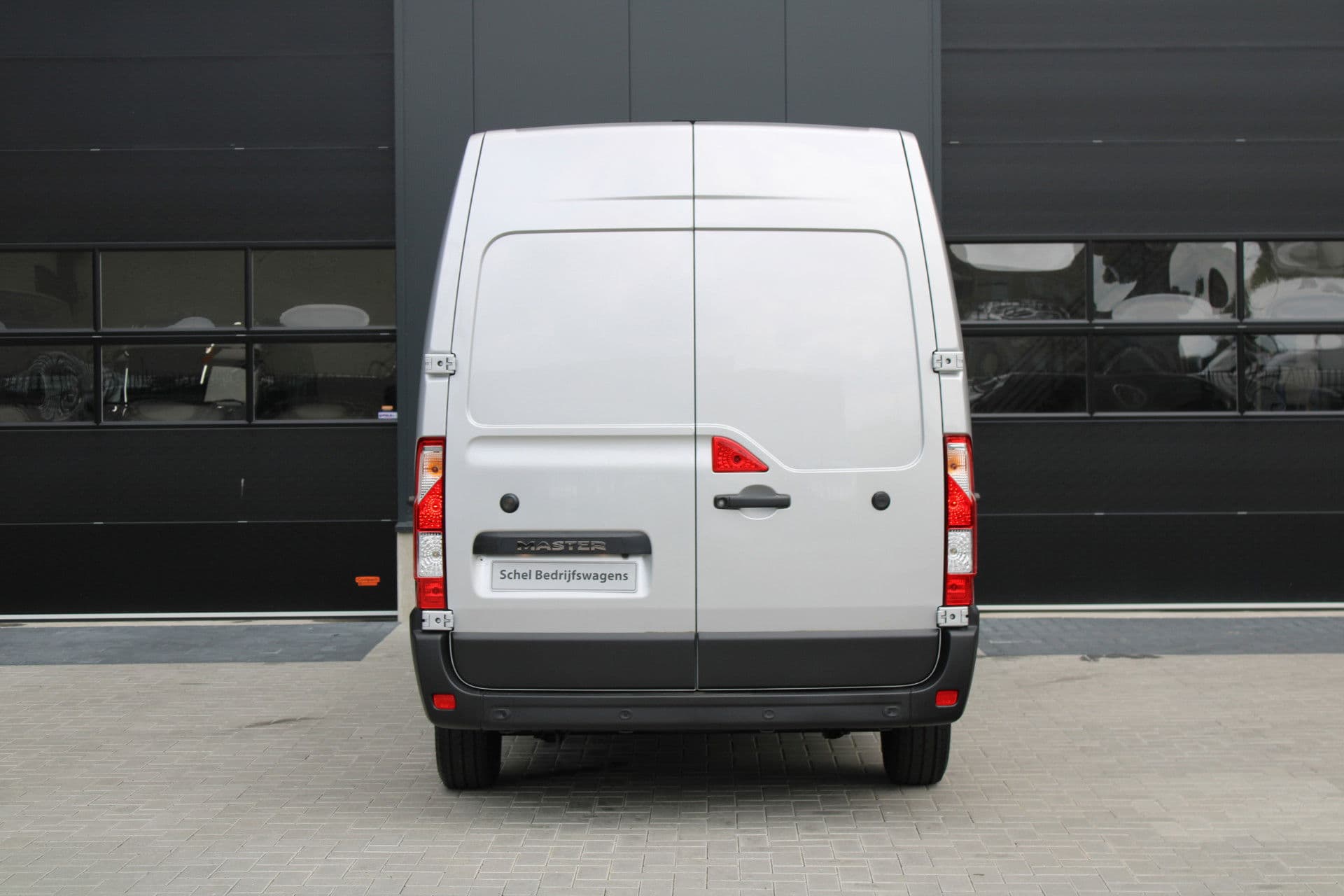 Renault Master T35 2.3 dCi 180pk L3H2 - Airco - Navigatie - Camera - Cruise - Parkeersensoren - 105l tank - Rijklaar thumbnail 24