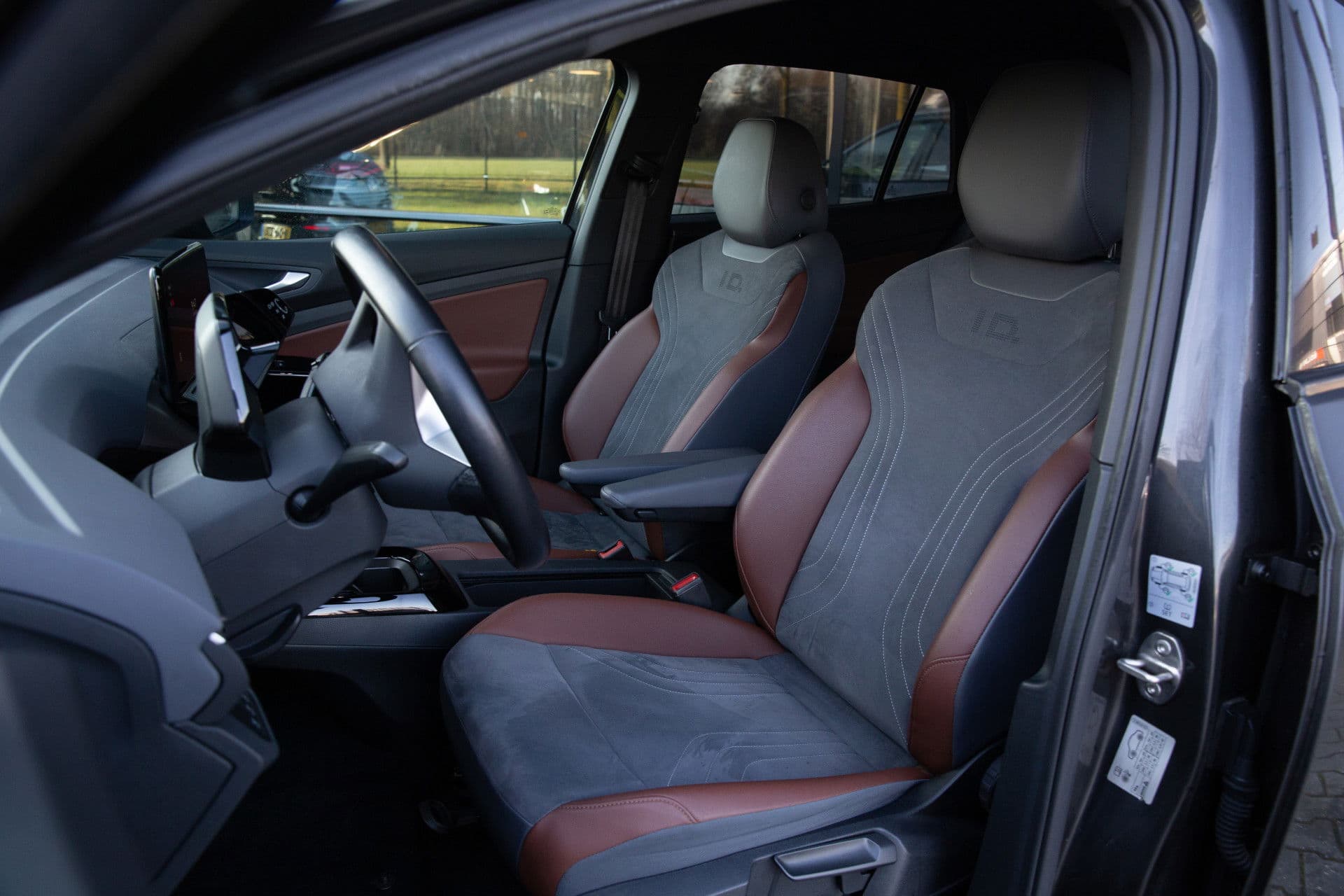 Volkswagen ID.4 First 77 kWh , Adap. cruise, Stoel/stuurverwarming, Carplay, thumbnail 4