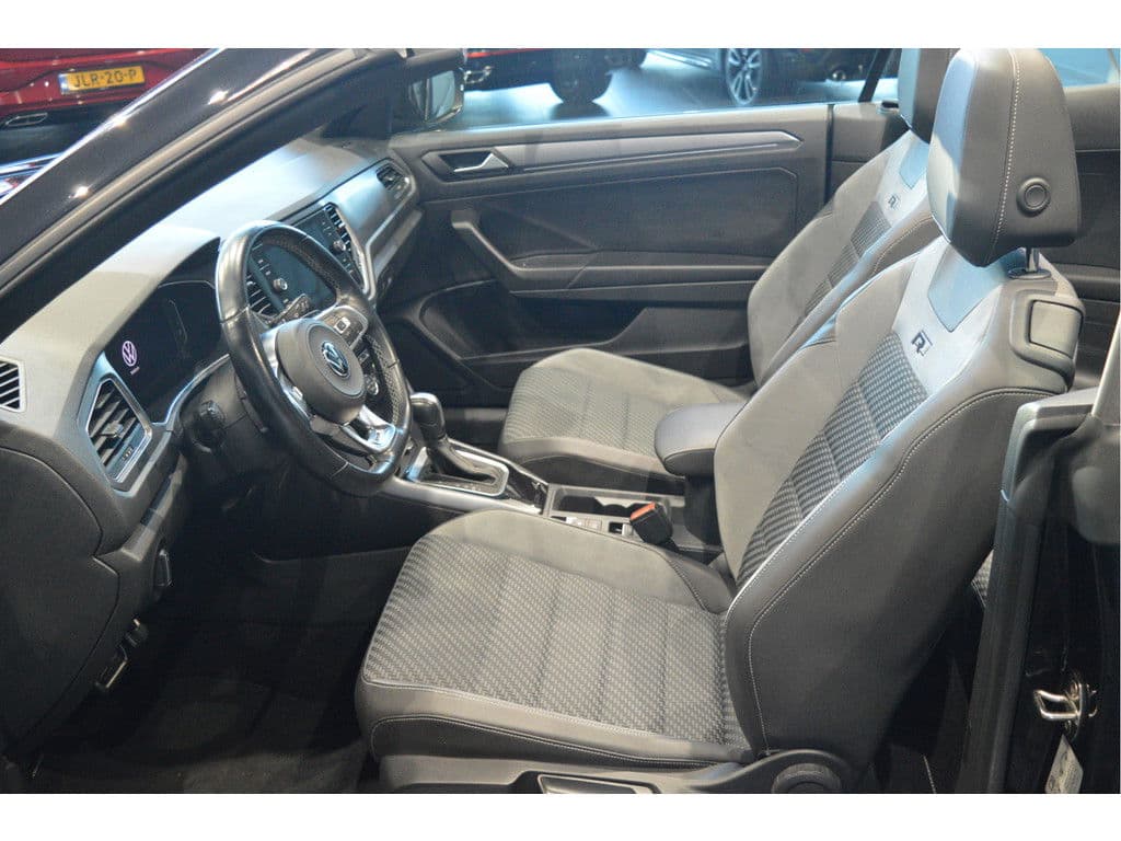 Volkswagen T-Roc Cabrio 1.5 TSI 3X R-LINE Black Style navi camera trekhaak 19 inch !! thumbnail 13