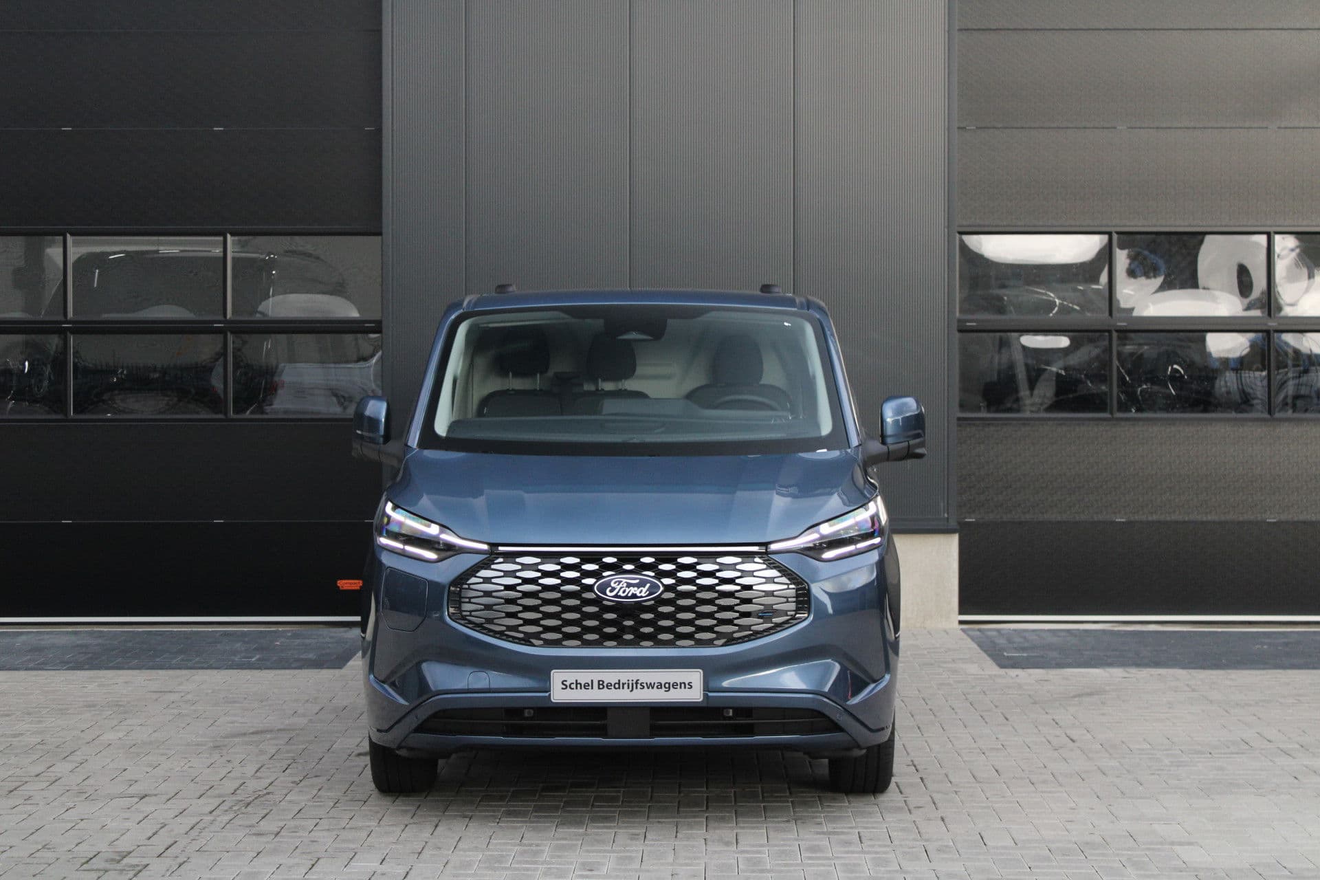 Ford E-Transit Custom 340 L2H1 Limited 65 kWh 218pk - 2x Schuif - LED - 360 Camera - B&O - ACC - Navi - Stoel/Stuurverwarming - Rijklaar thumbnail 3