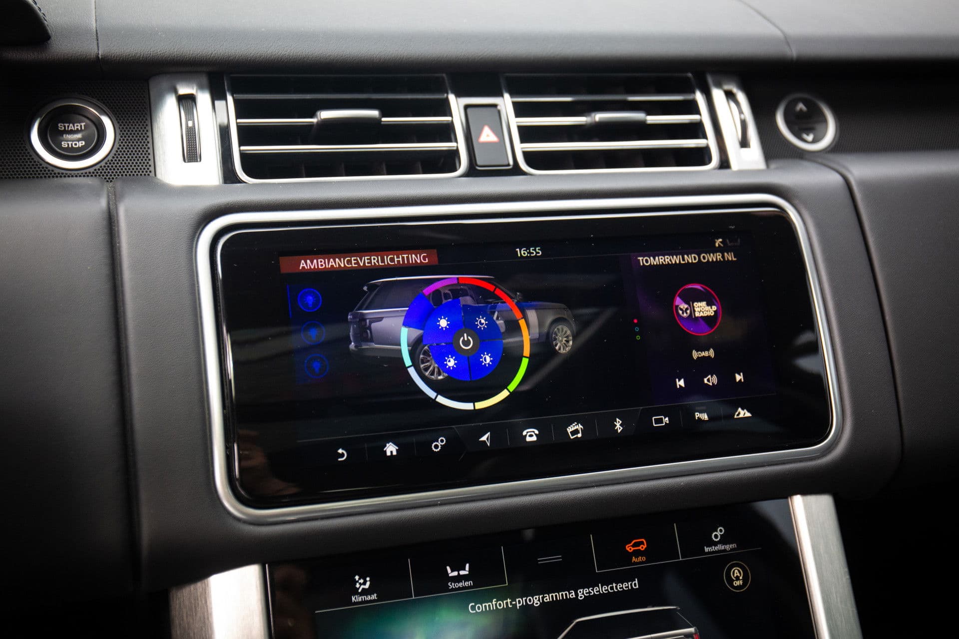 Land Rover Range Rover P400e Westminster , Sfeerverlichting, Trekhaak, Meridian, Stoelventilatie, Stuurverwarming, Alcantara hemel, thumbnail 22