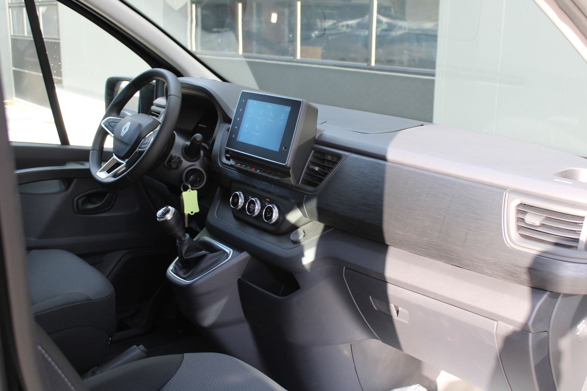 Renault Trafic 2.0 Blue dCi 130pk T29 L2H1 Advance Dubbele Cabine - Carplay - Android - 2x Schuifdeur - Passagiersstoel - Camera - LED - Rijklaar thumbnail 34