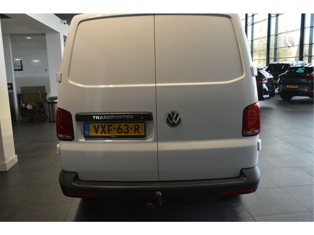 Volkswagen Transporter 2.0 TDI L2H1 airco navi cruise pdc trekhaak 150 pk !! thumbnail 7