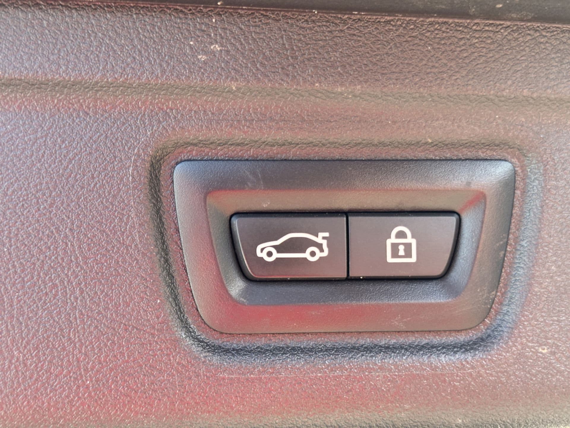 BMW 3 Serie Touring 320e High Executive M-Sport | Head-Up | 19'' | Laser LED | Half leder thumbnail 22