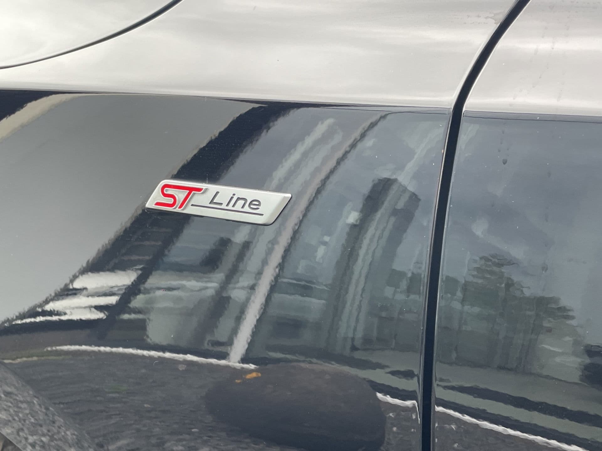 Ford Focus 1.0 Hybrid ST Line X | Virtual | Winter | Pano | Matrix thumbnail 28