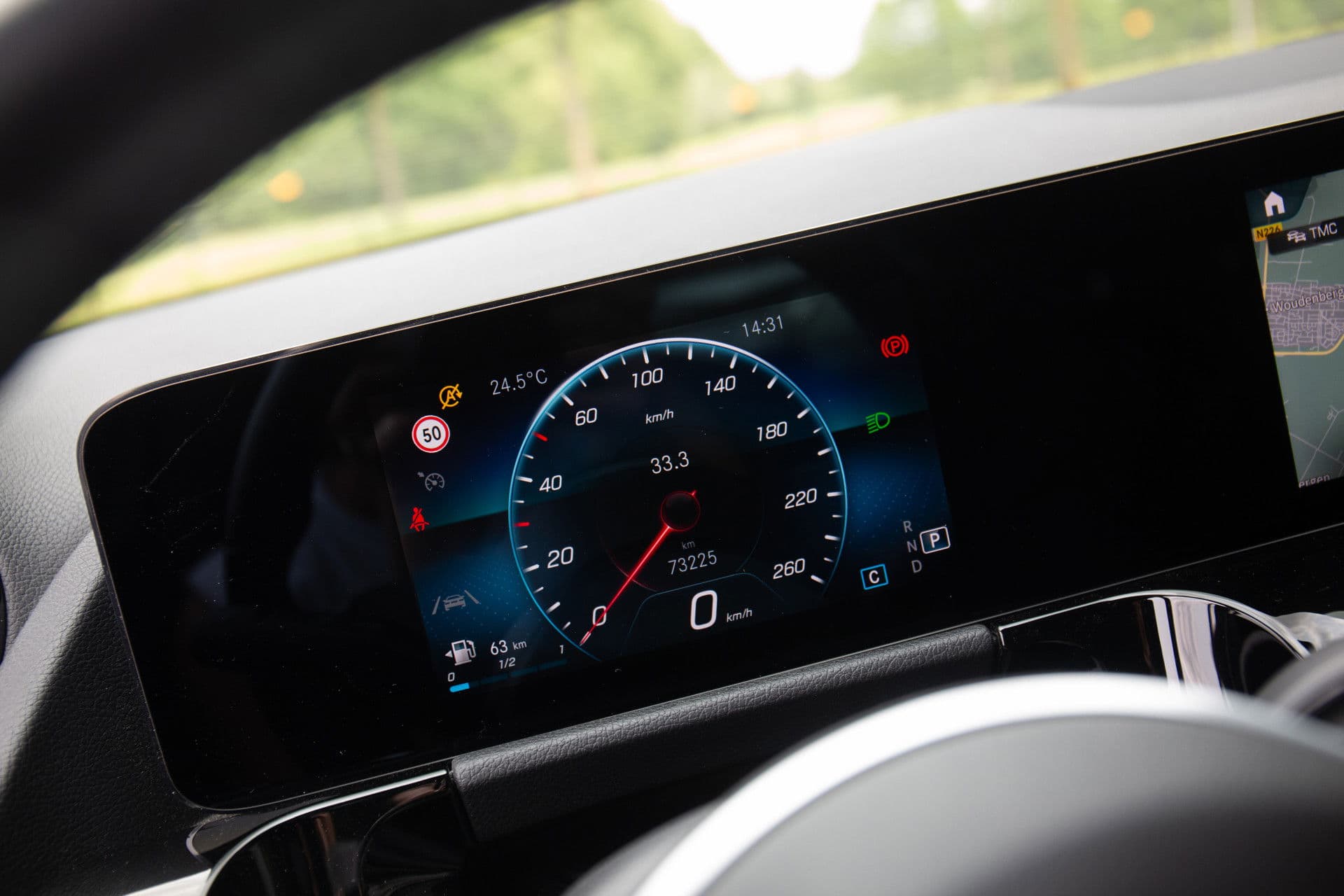 Mercedes-Benz GLA 200 AMG Line , Achteruitrijcamera, Stoelverwarming, Elek. achterklep thumbnail 9