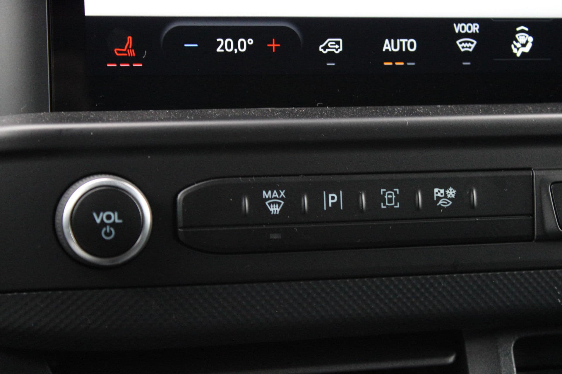 Ford Transit Custom 320 2.0 TDCI L2H1 Trend 136pk - Carplay - Android - LED koplampen - Stoelverwarming - 70l tank - Rijklaar thumbnail 26