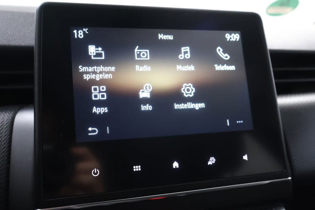 Renault Clio 1.0 TCe 90 Equilibre | App | Navi thumbnail 24